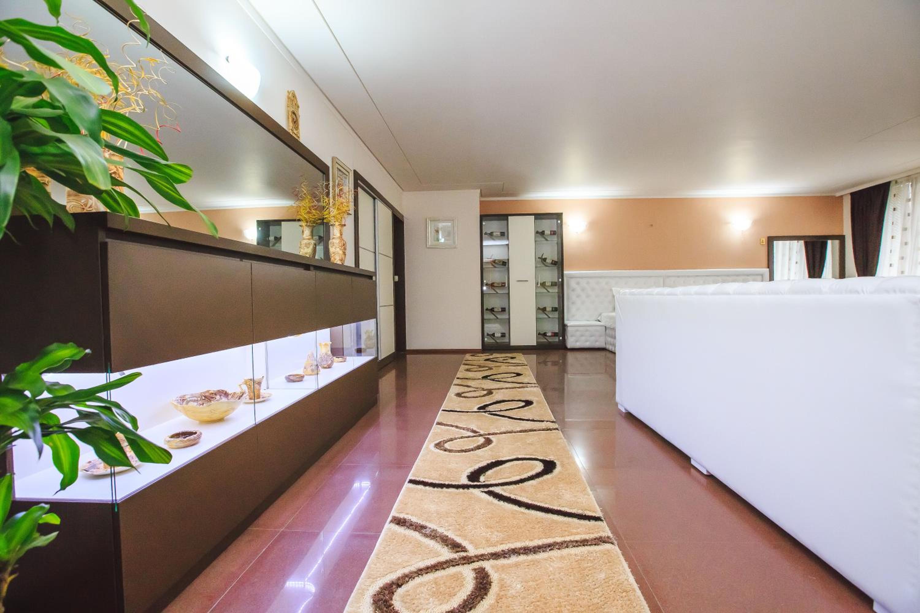Apartment - Photo 15