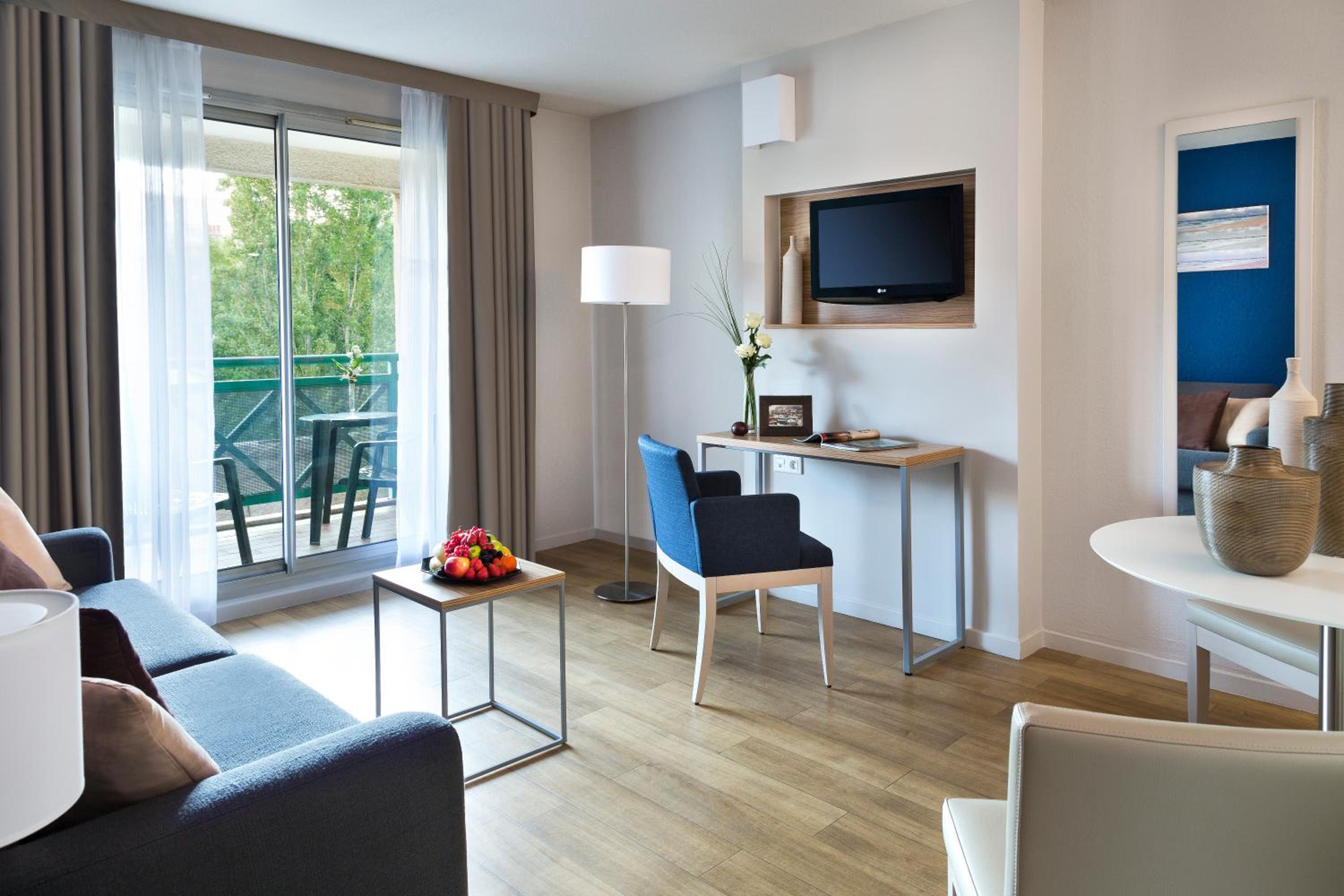 Standard Double Room - Photo 1