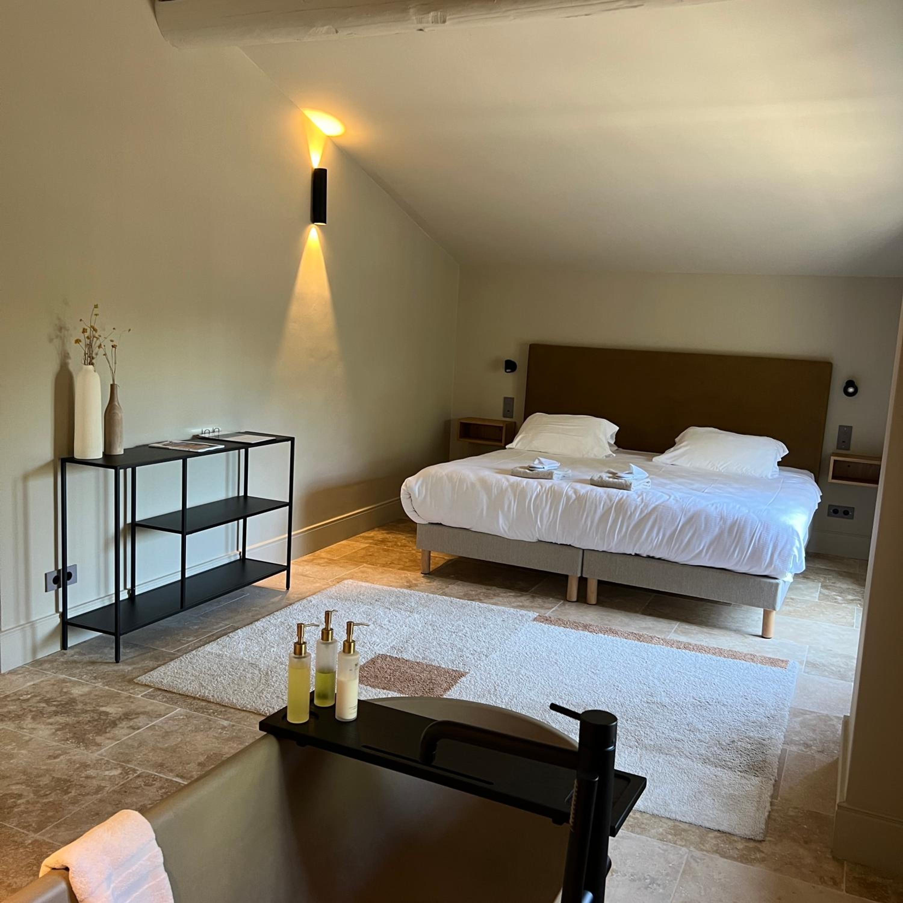 Superior King Suite