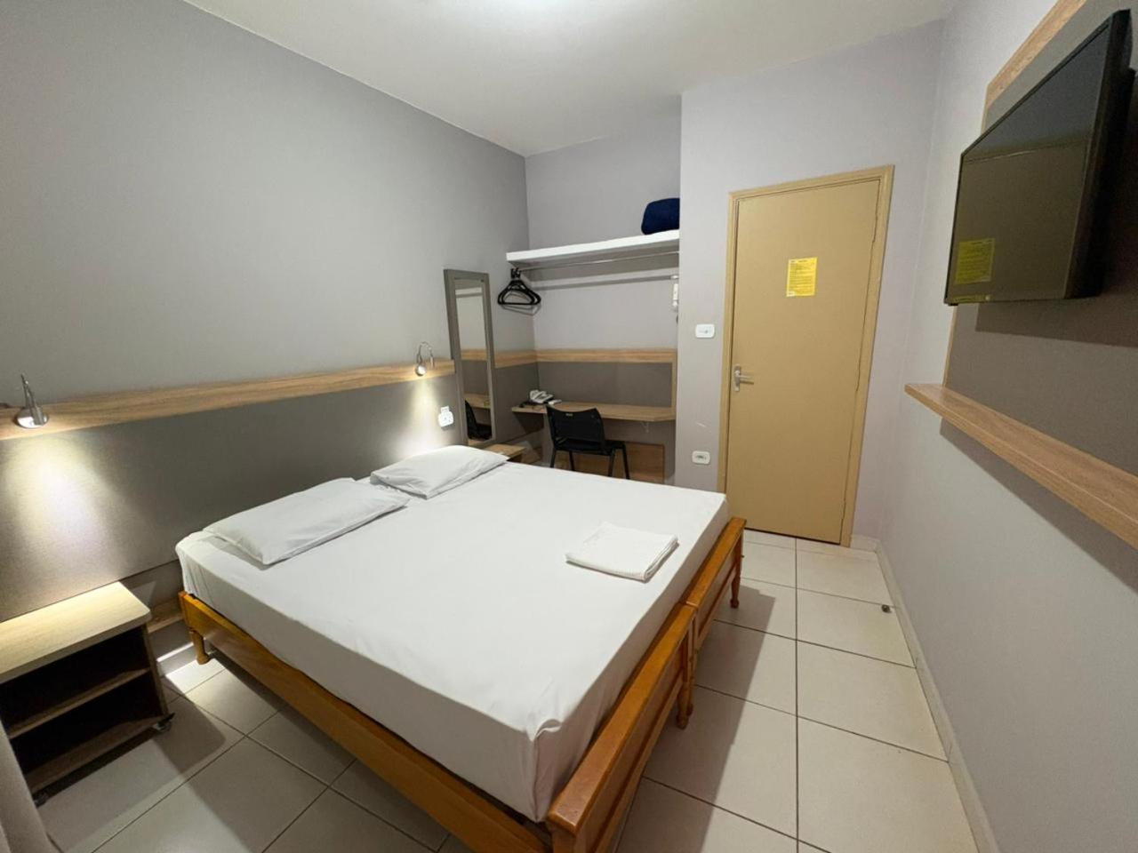 Standard Double Room photo 3