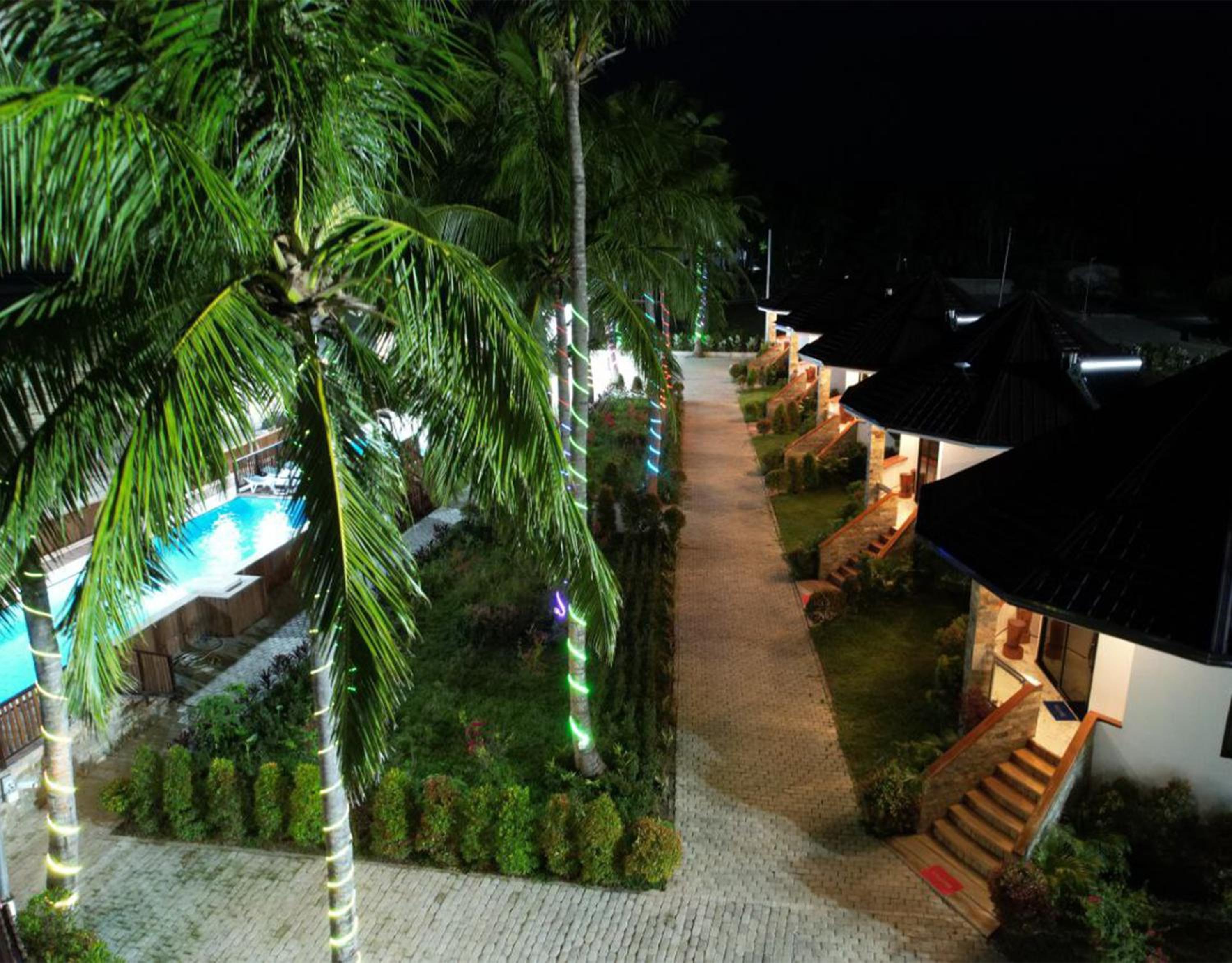 Villa - Beach Front photo 1