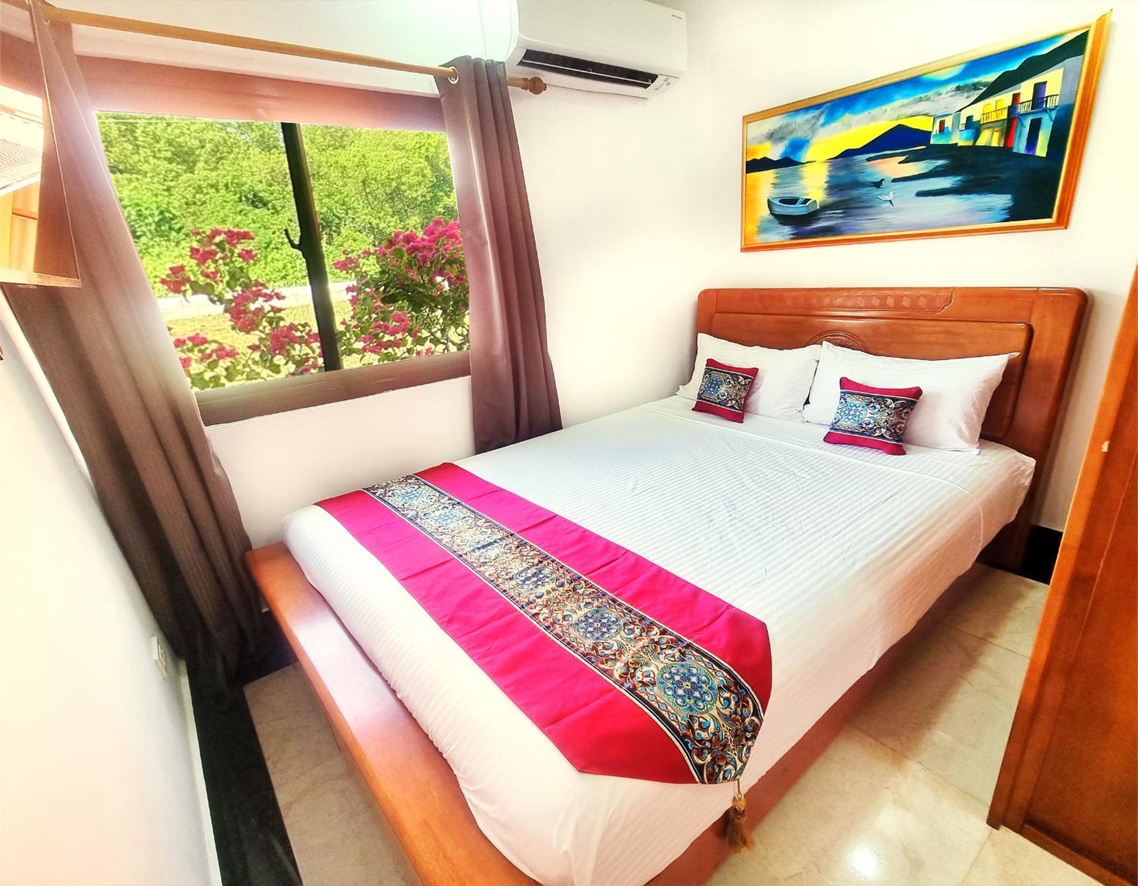 Villa with Garden View photo 3