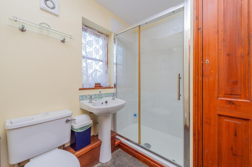 Studio Apartment photo 1