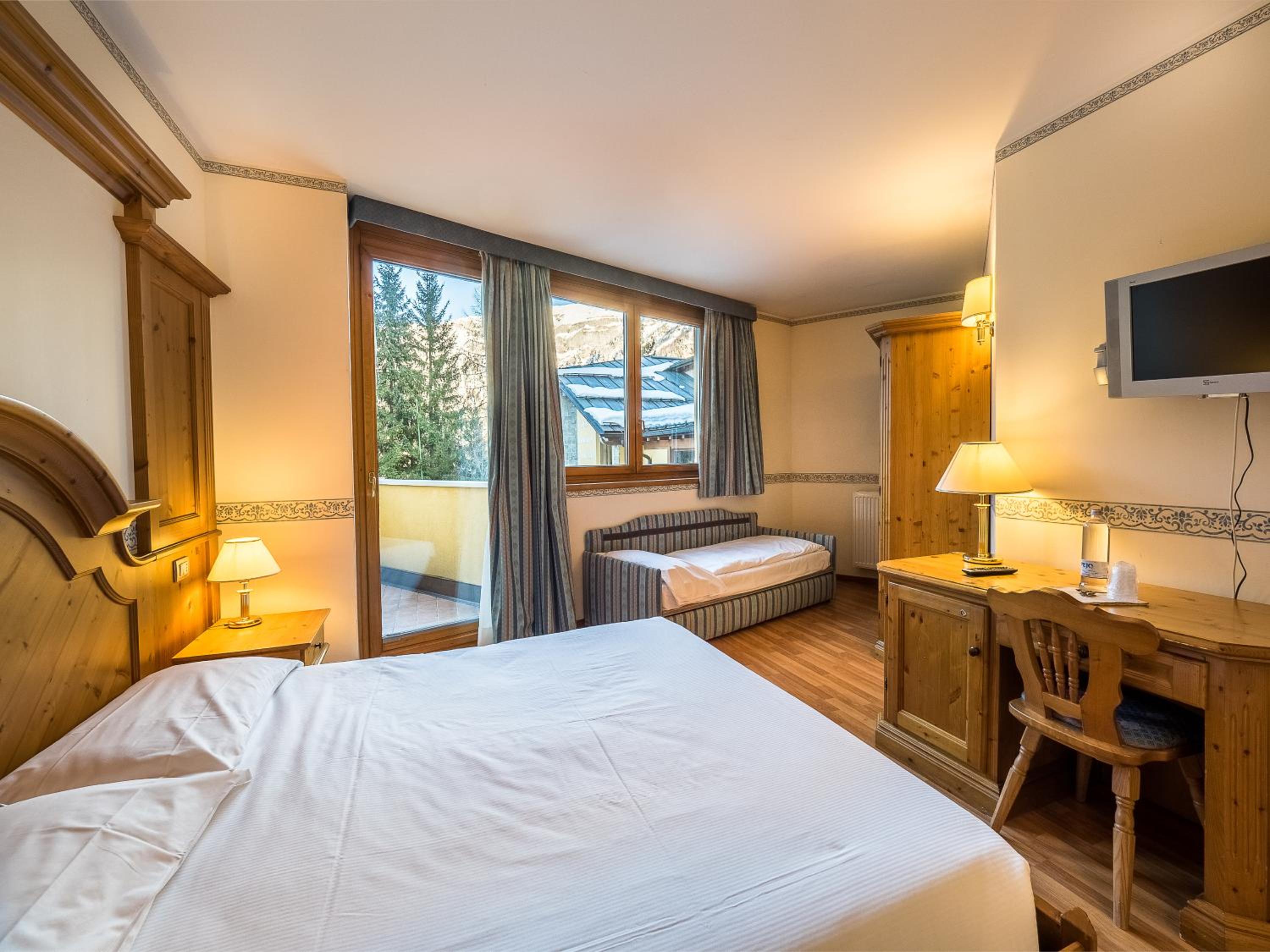 Triple Room - Photo 6