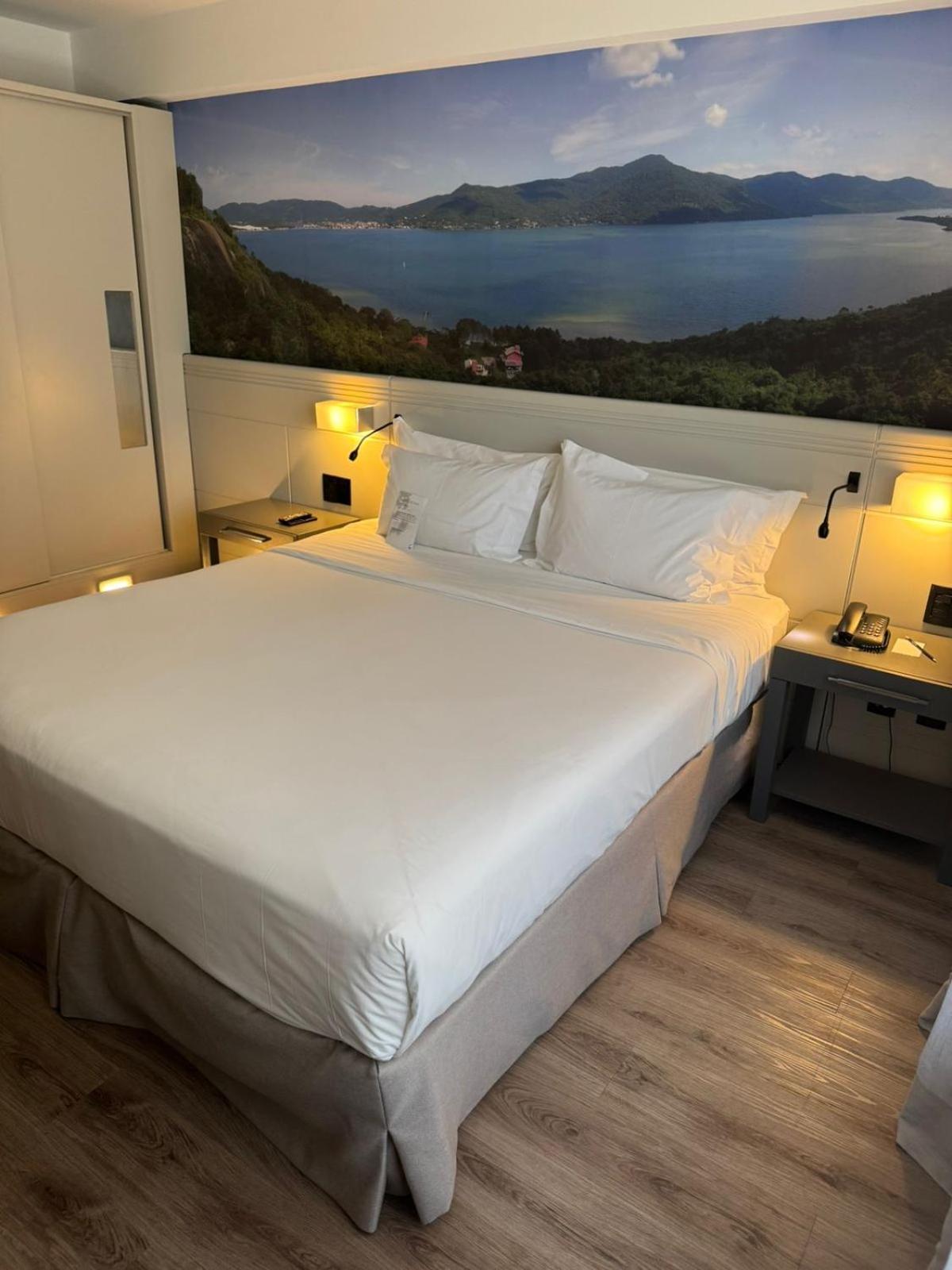 Standard Room with King Bed - Disability Access