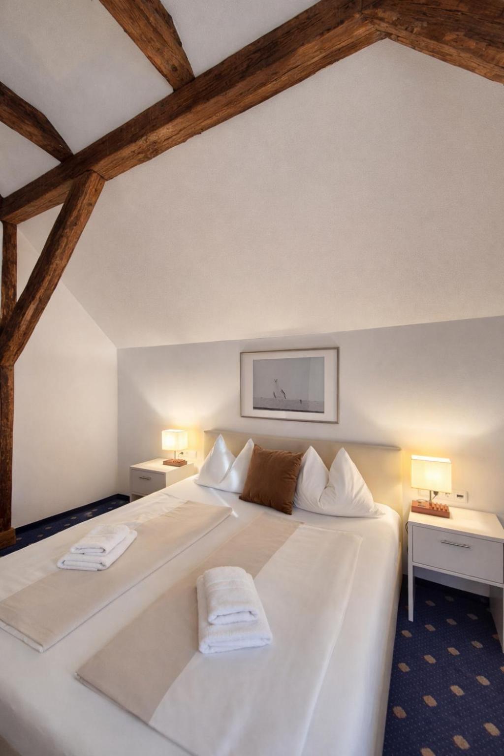 Triple Room with Bath photo 1