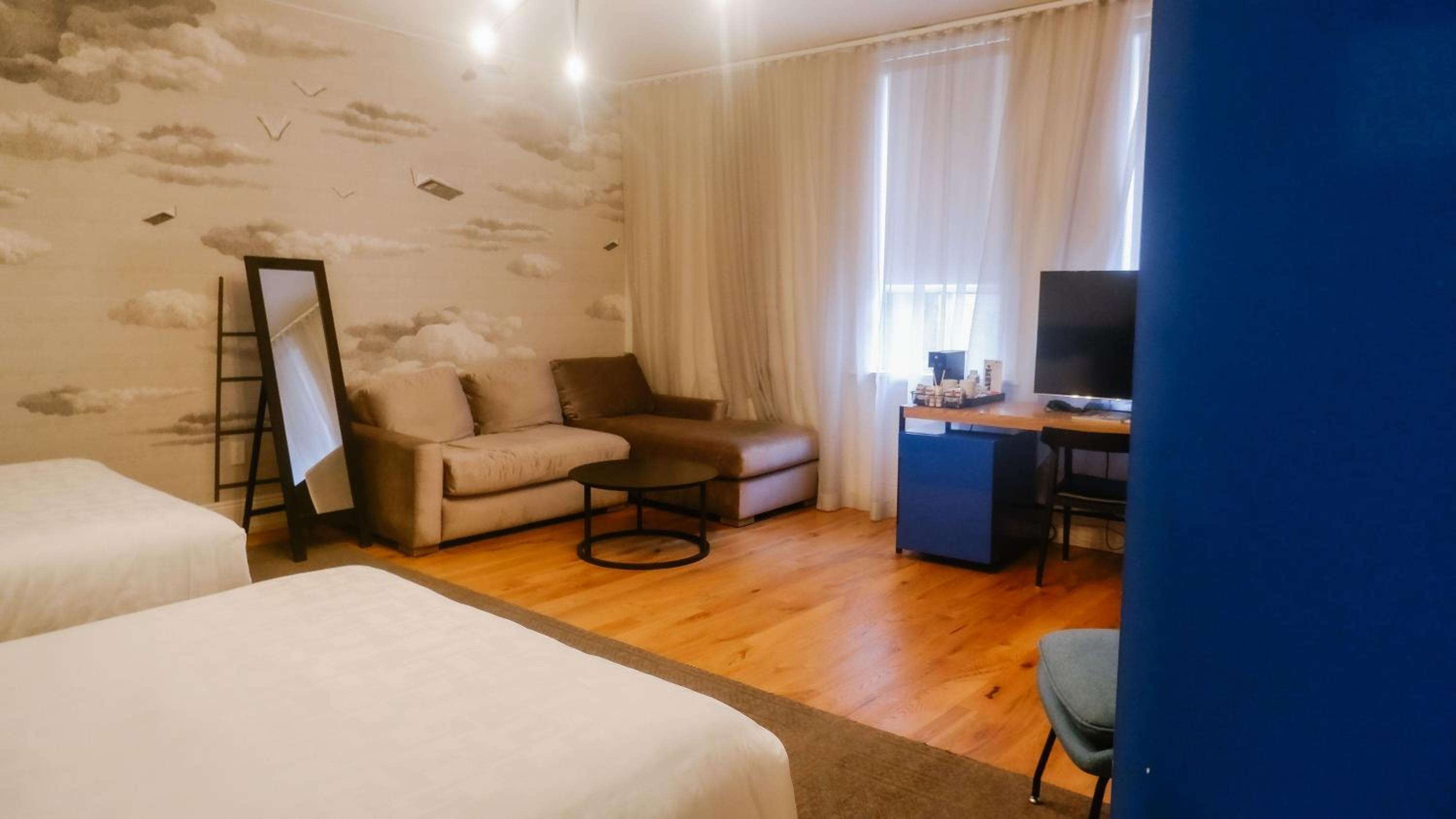 Deluxe Queen Room with Two Queen Beds - Photo 2