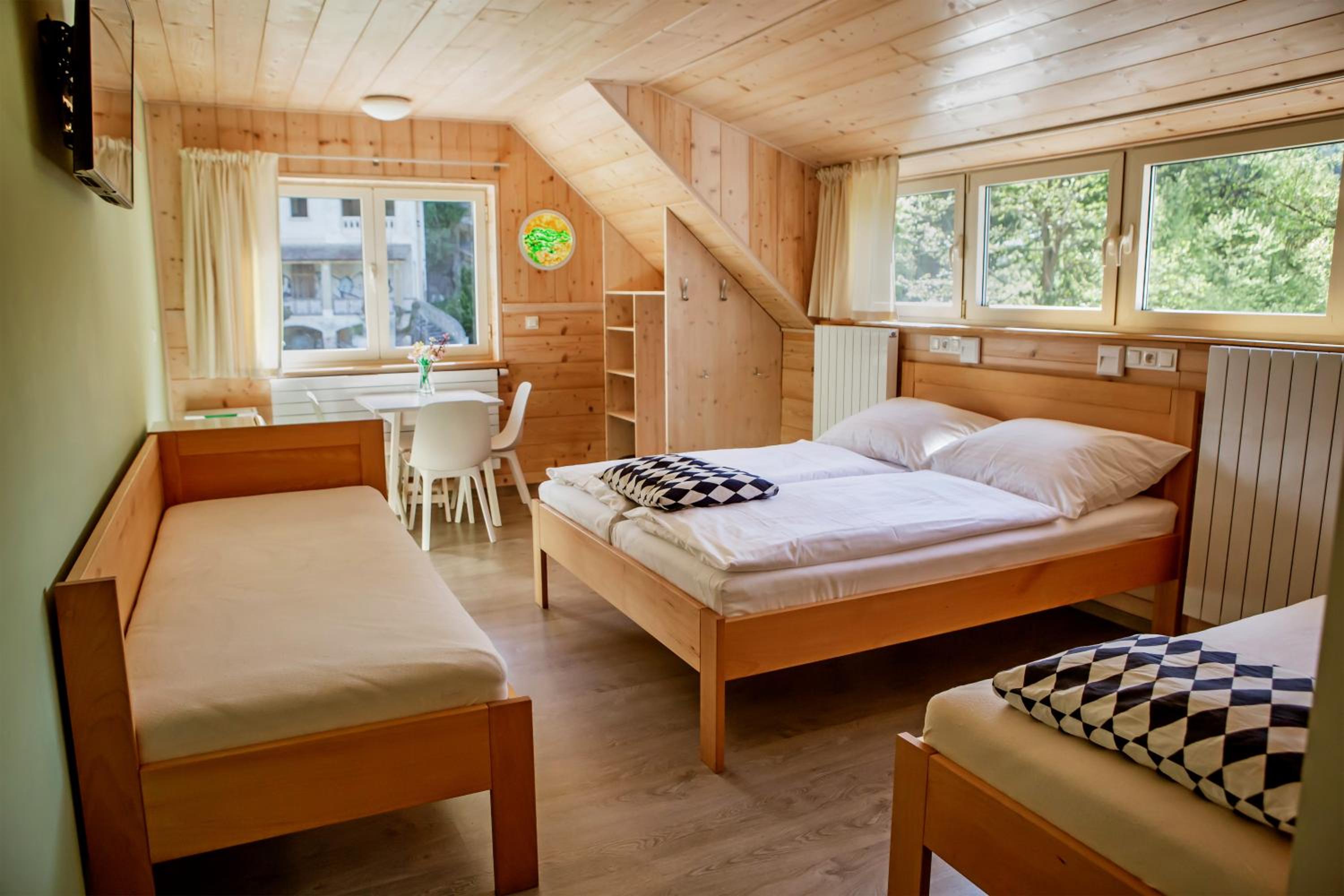 King Room with Two King Beds photo 3
