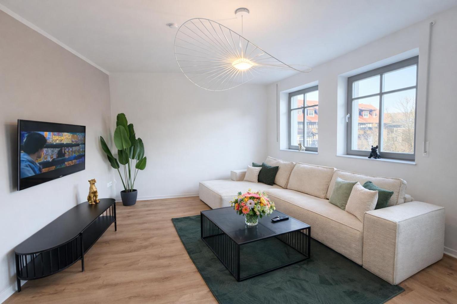 Two-Bedroom Apartment with City View photo 2