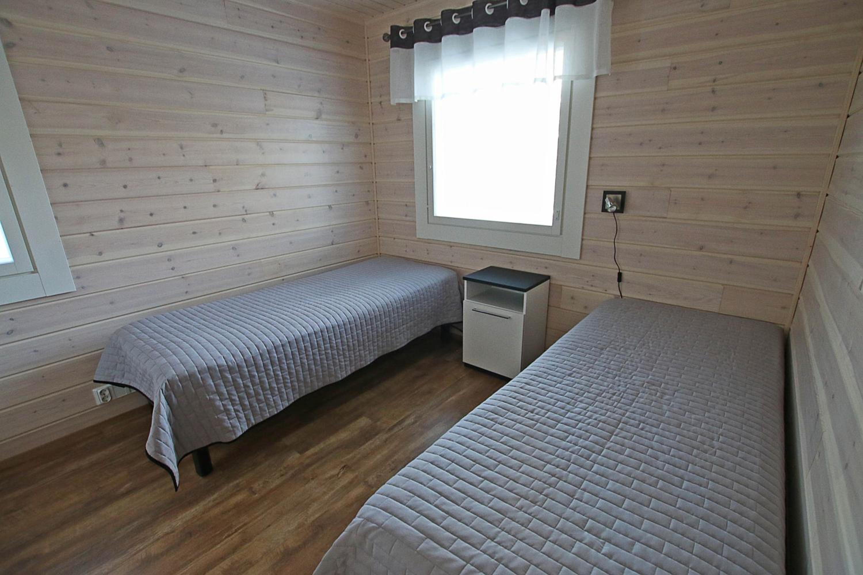 Deluxe Two-Bedroom Cottage photo 1