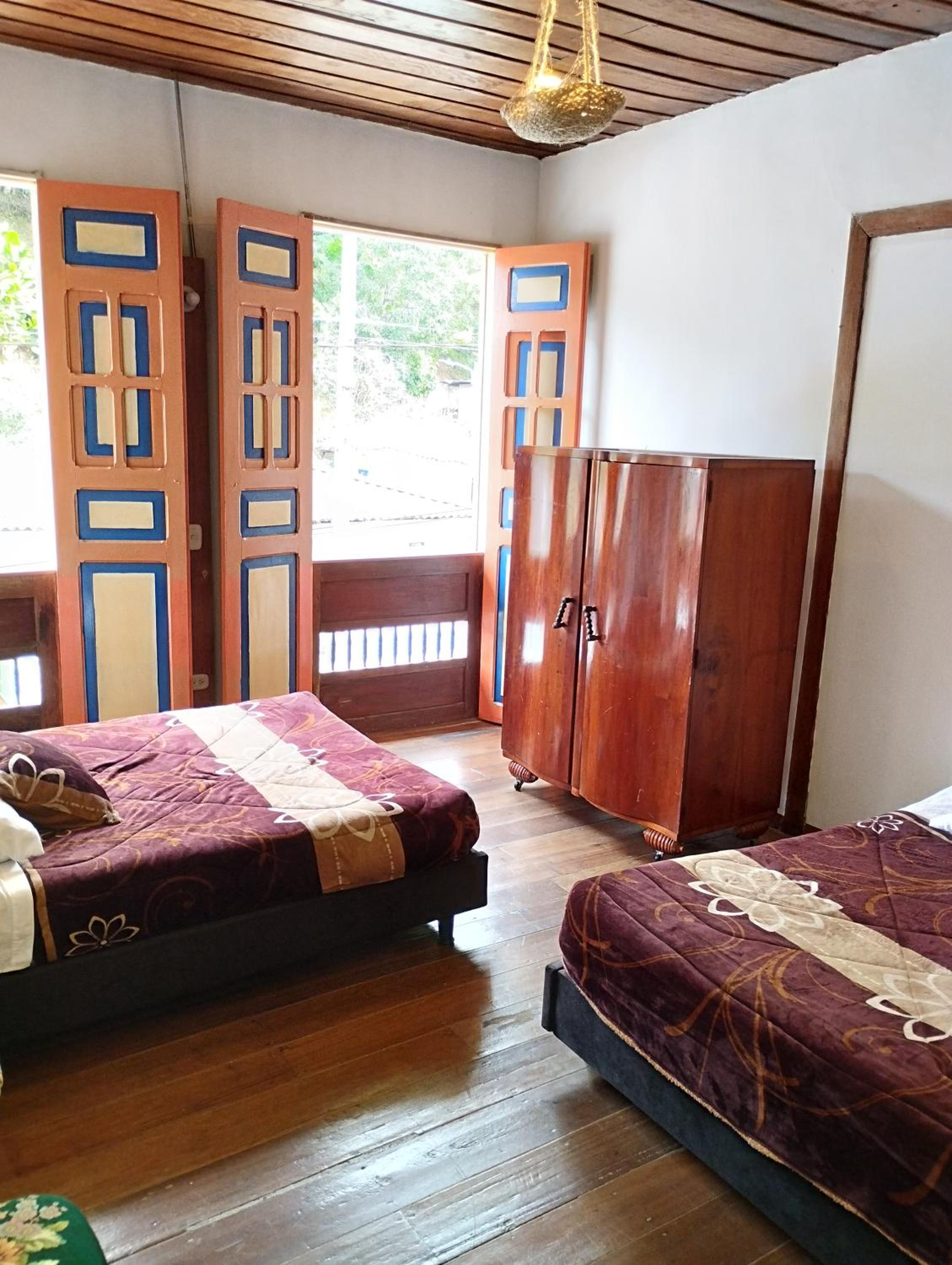 Deluxe Twin Room photo 2