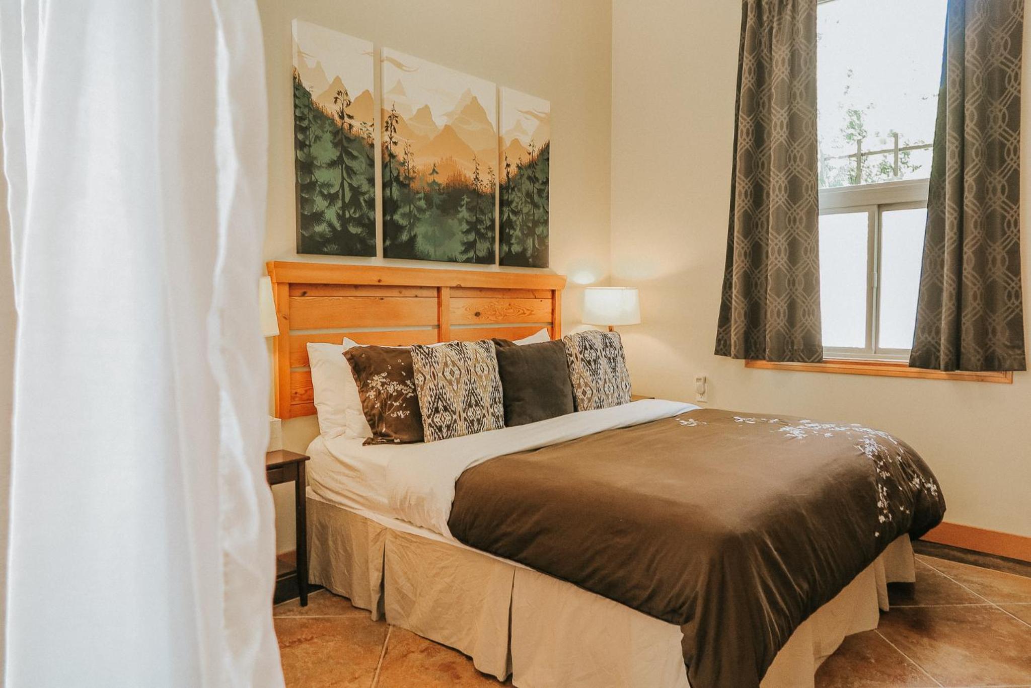 Deluxe King Room photo 1