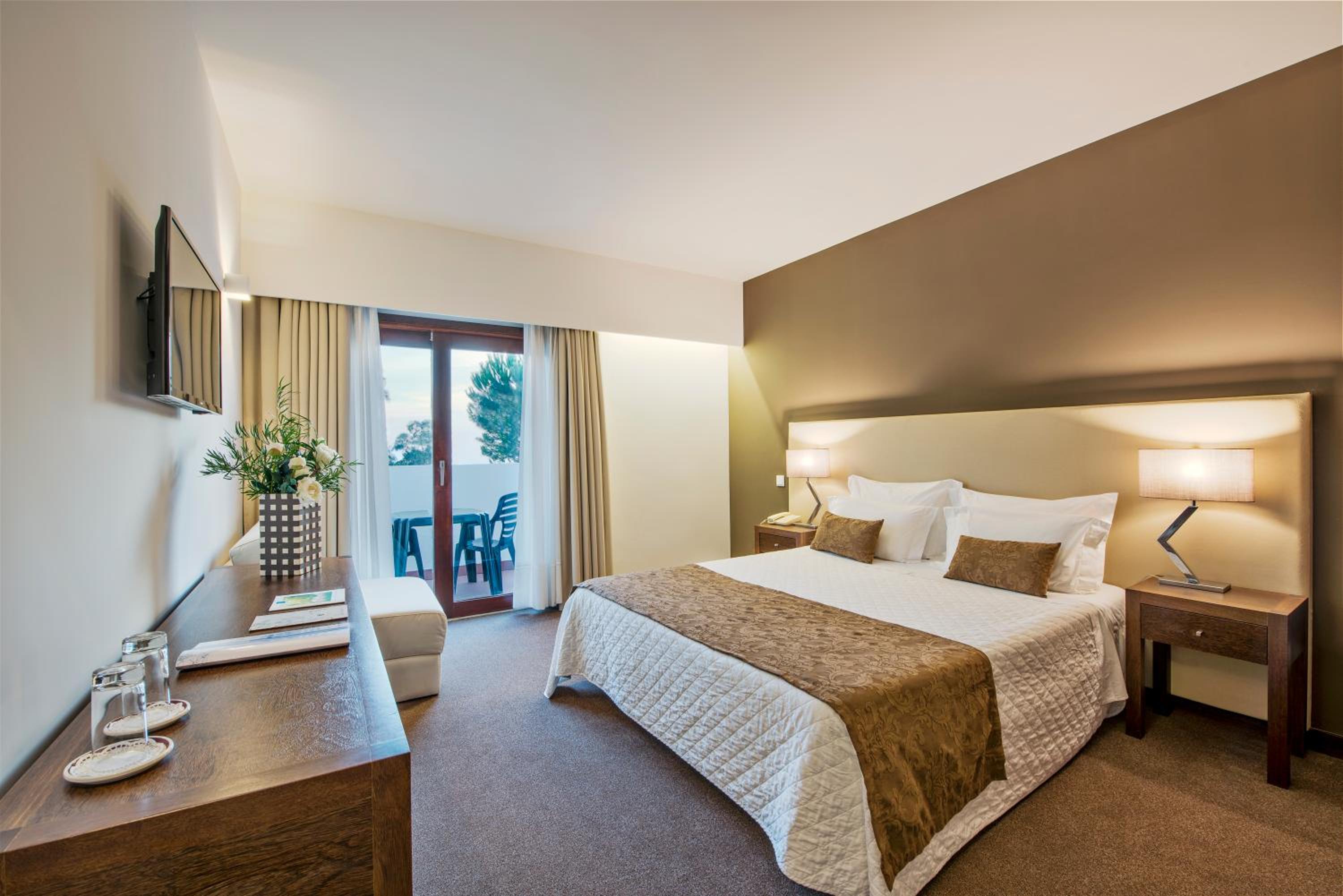 Double or Twin Room with Extra Bed