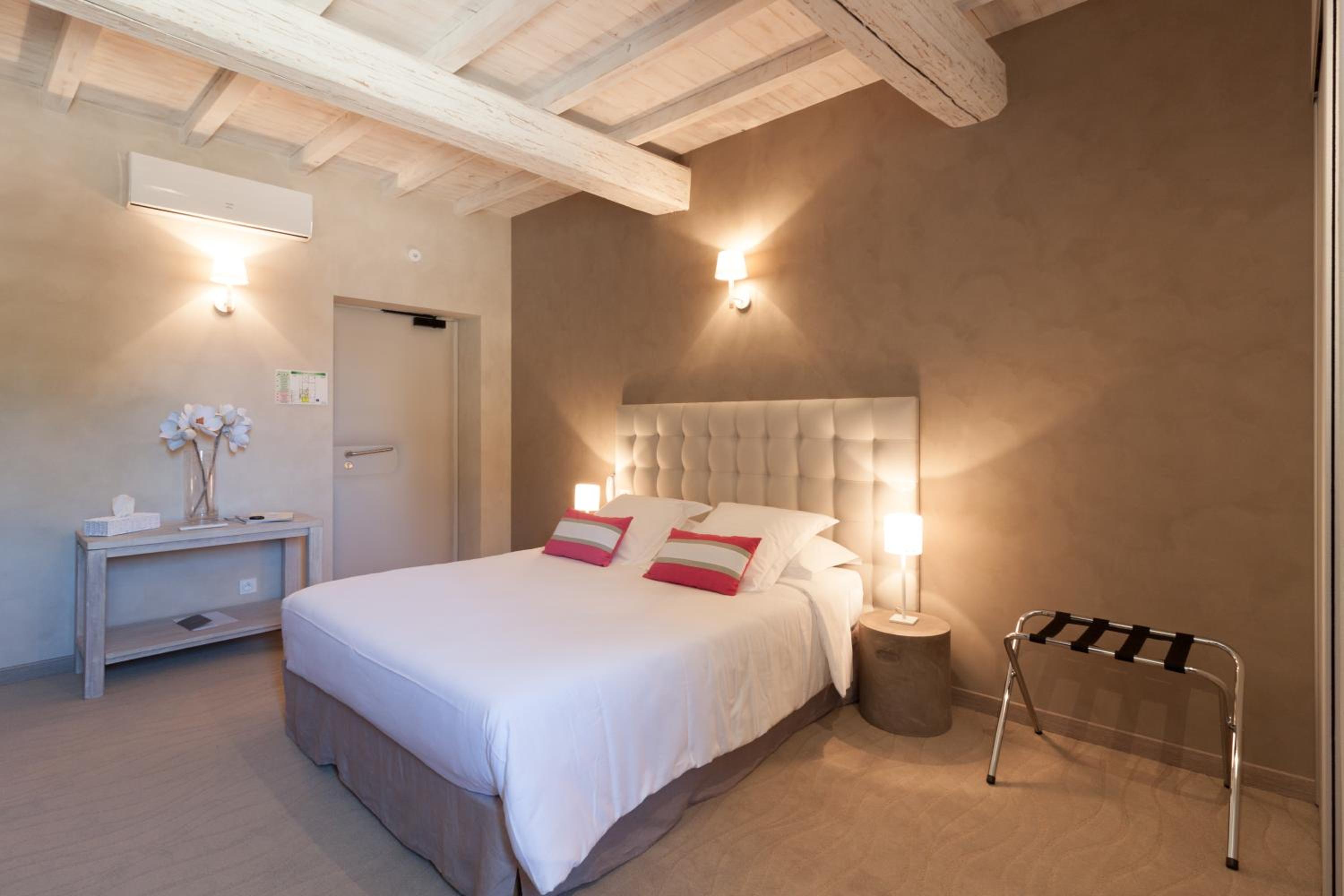 Double Room - Disability Access photo 1