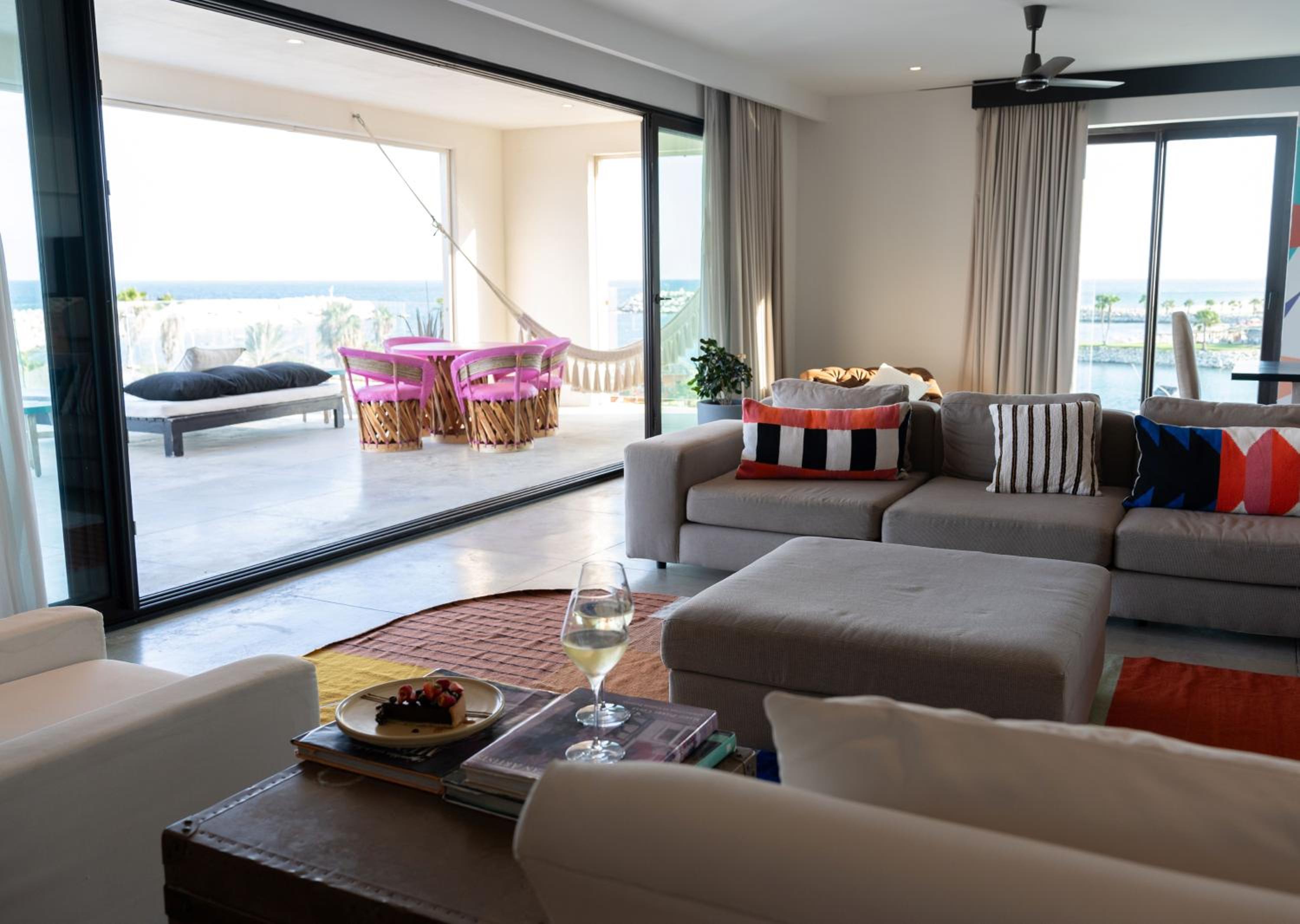 One-Bedroom Suite - Photo 1