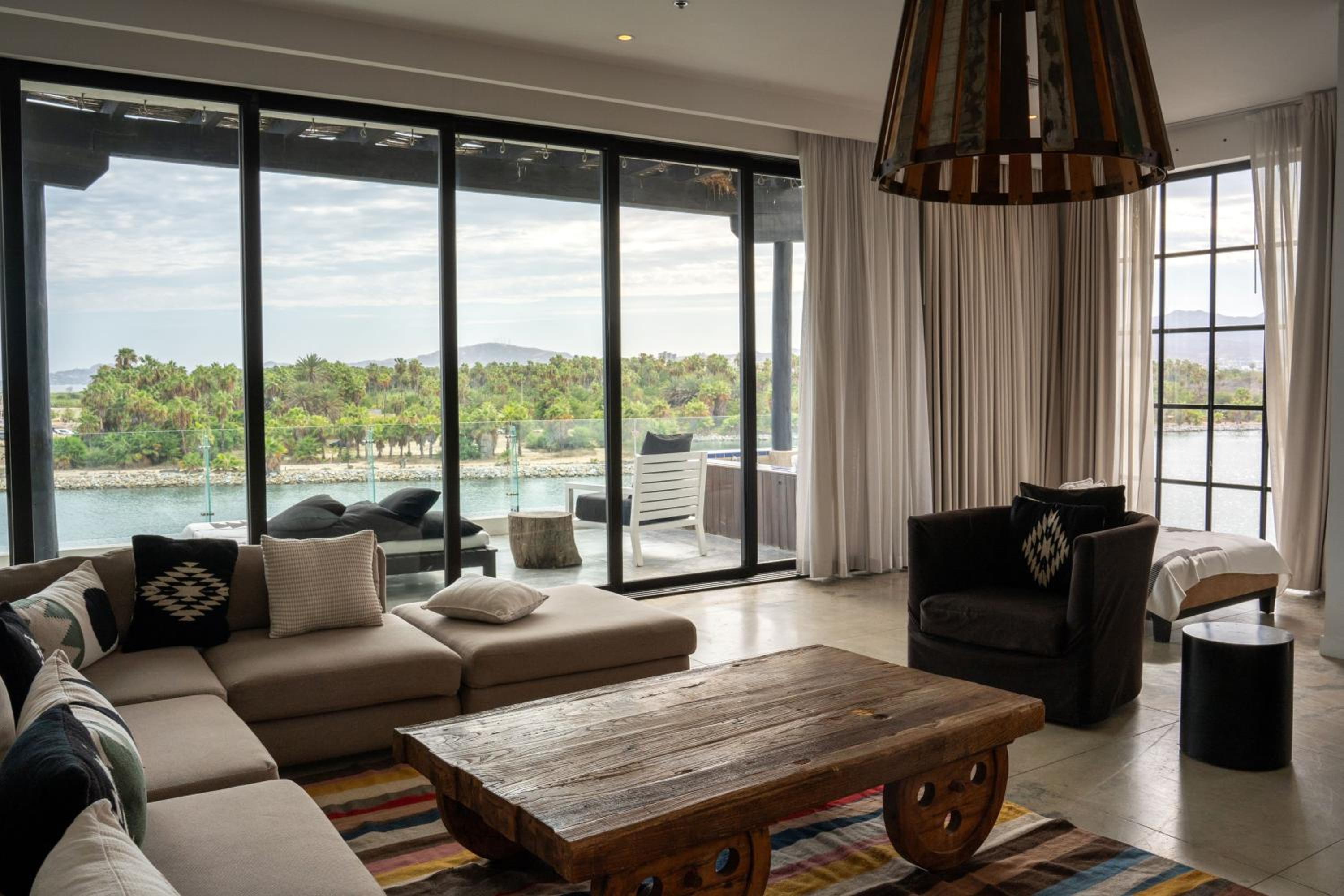 Penthouse Apartment photo 3