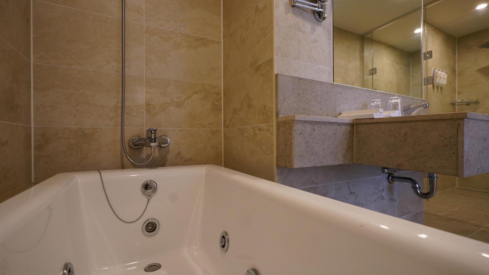 Junior Suite - Photo 3
