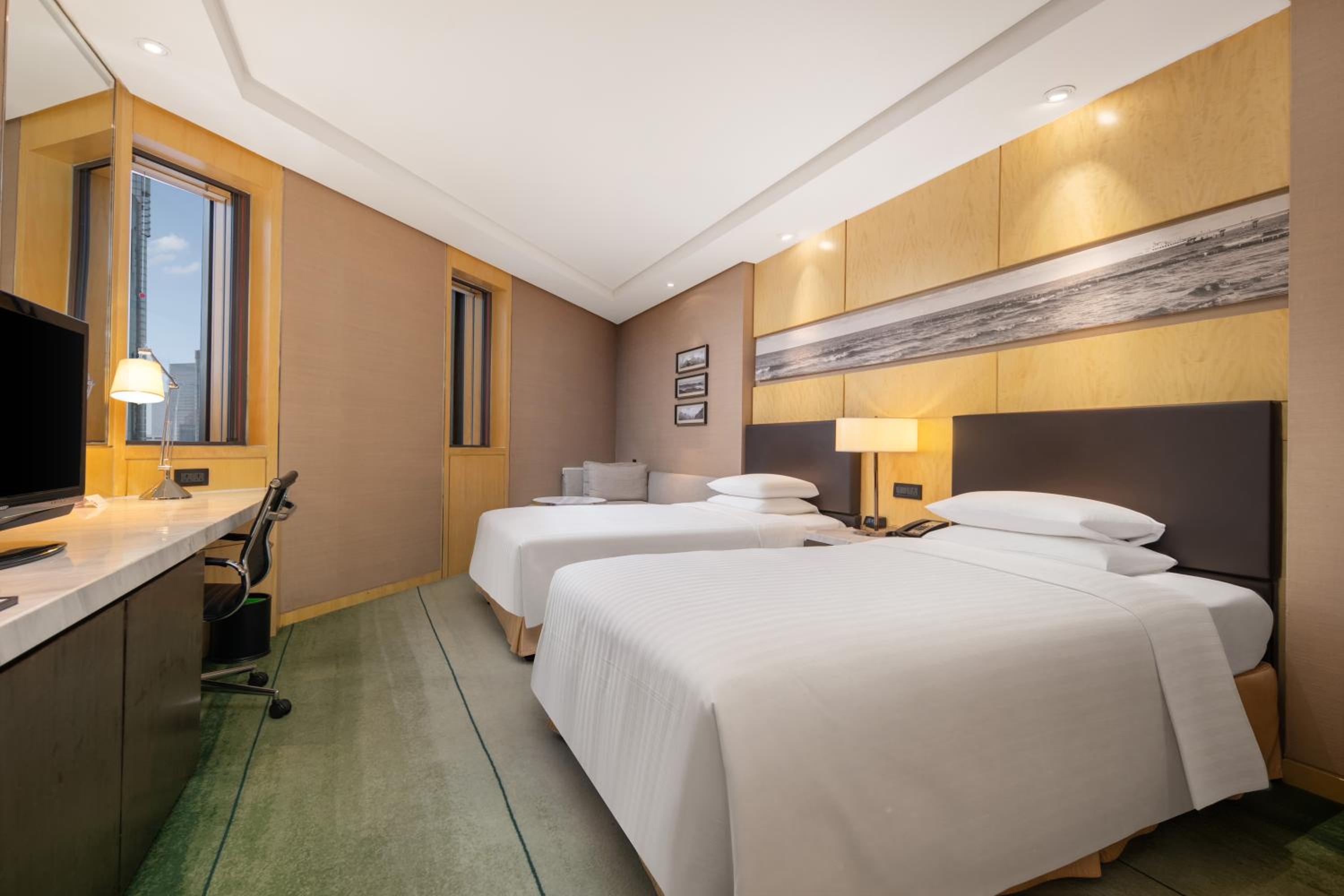 Twin Room with Shower