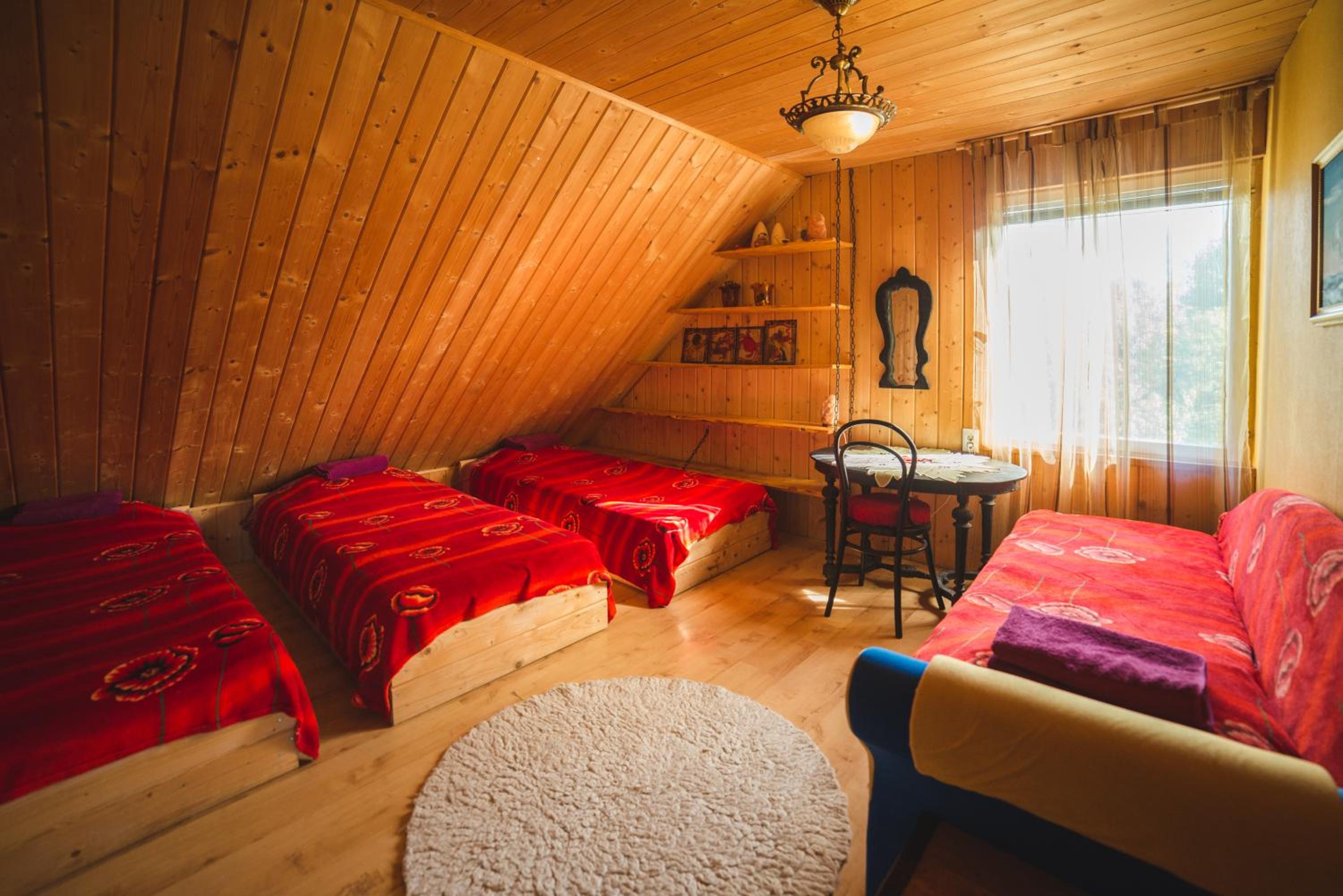 Basic Triple Room photo 2