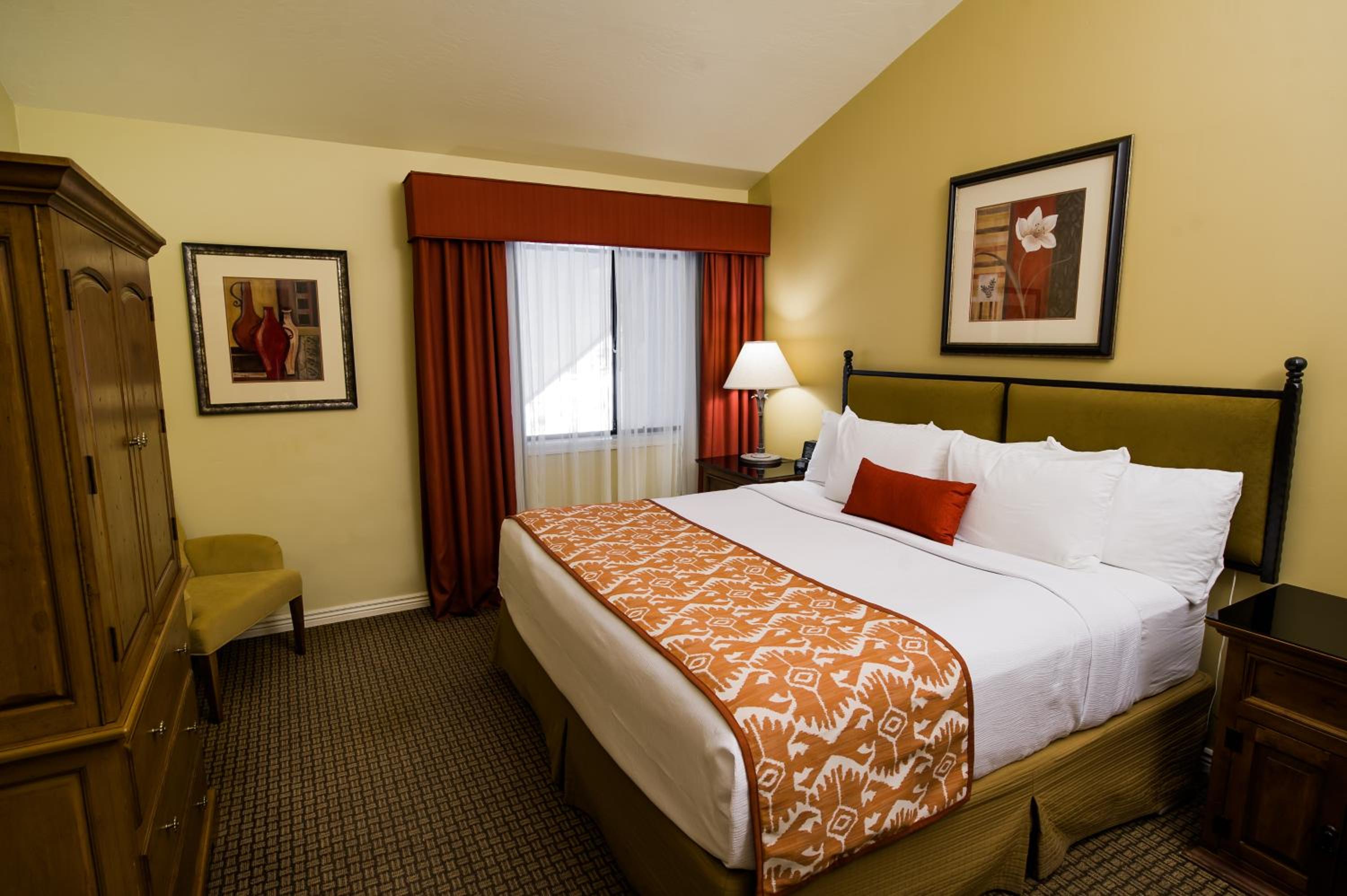 King Suite with Sofa Bed - Non Smoking