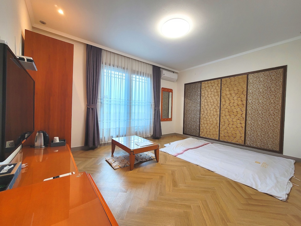 Standard Ondol Room photo 1