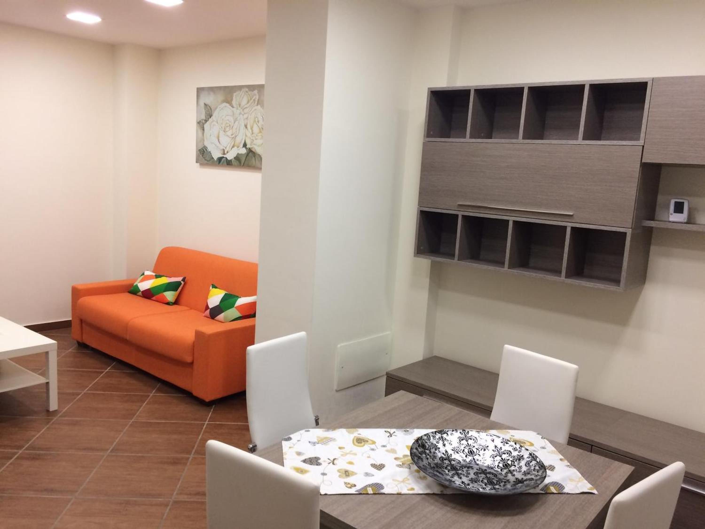 Double Room - Photo 16