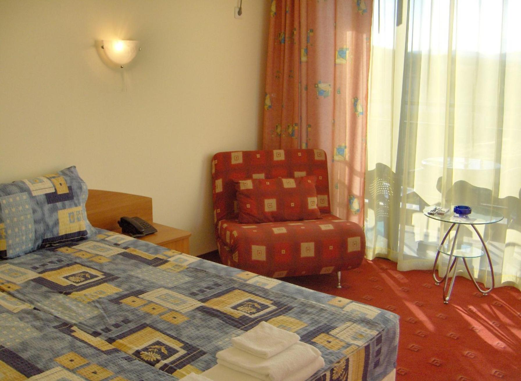 Twin Room with Balcony