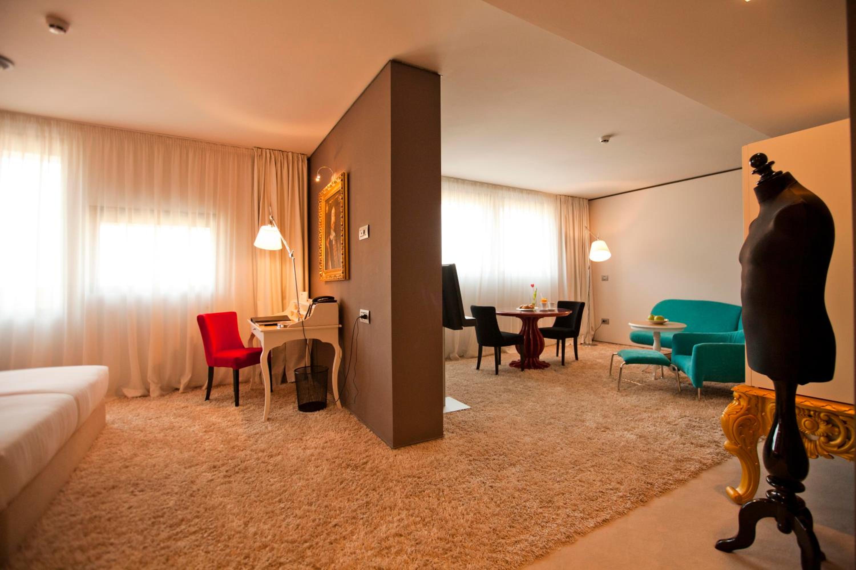 Junior Suite - Photo 1