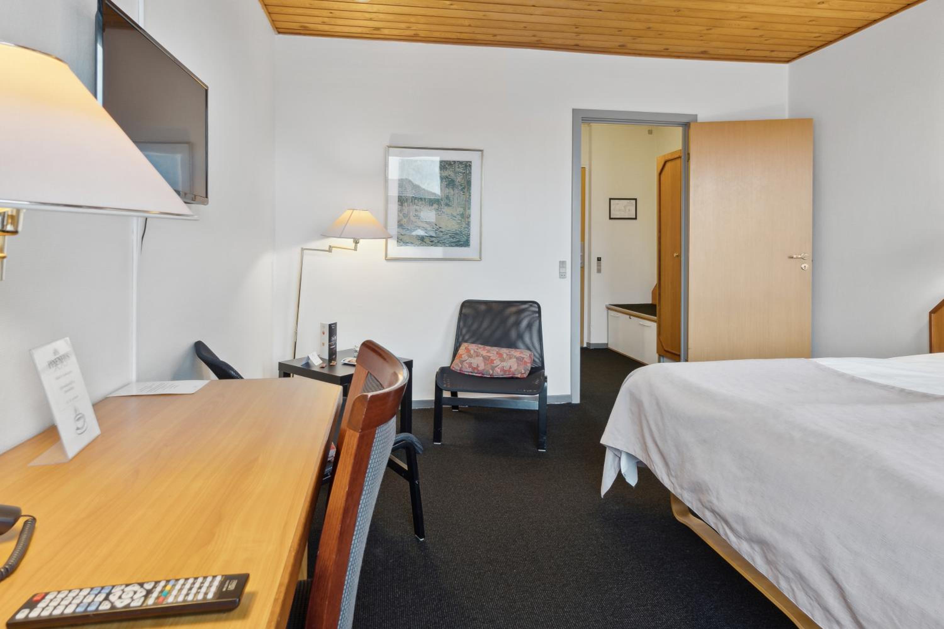 Single Room without Fjord View photo 2