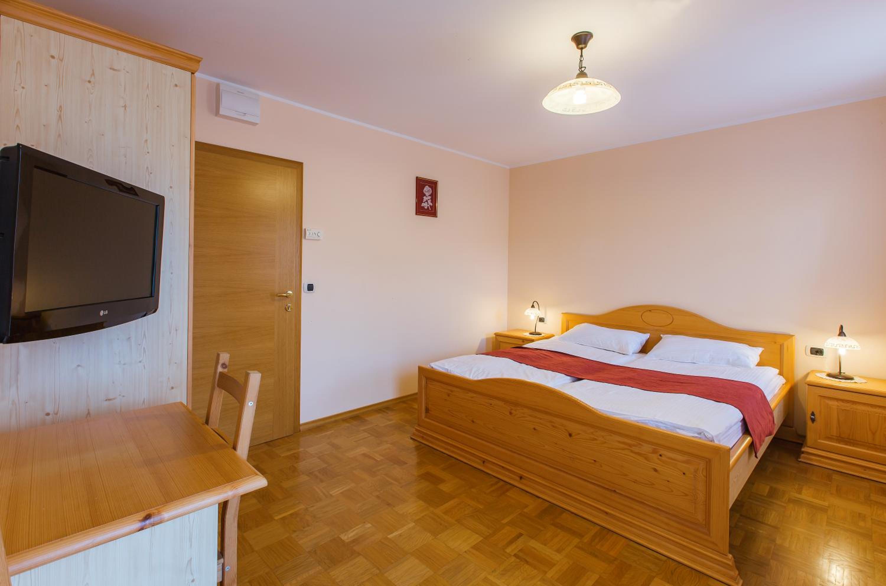 Double Room with Balcony photo 1