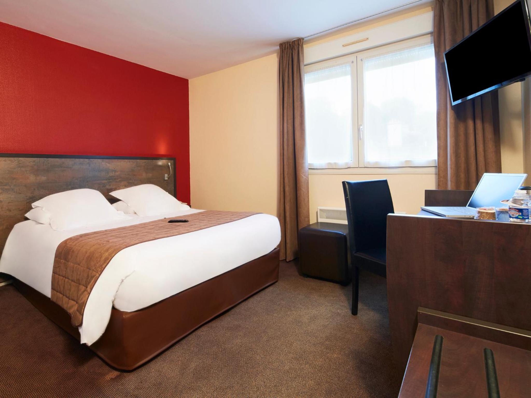 Double Room (1 Double Bed) - Photo 1