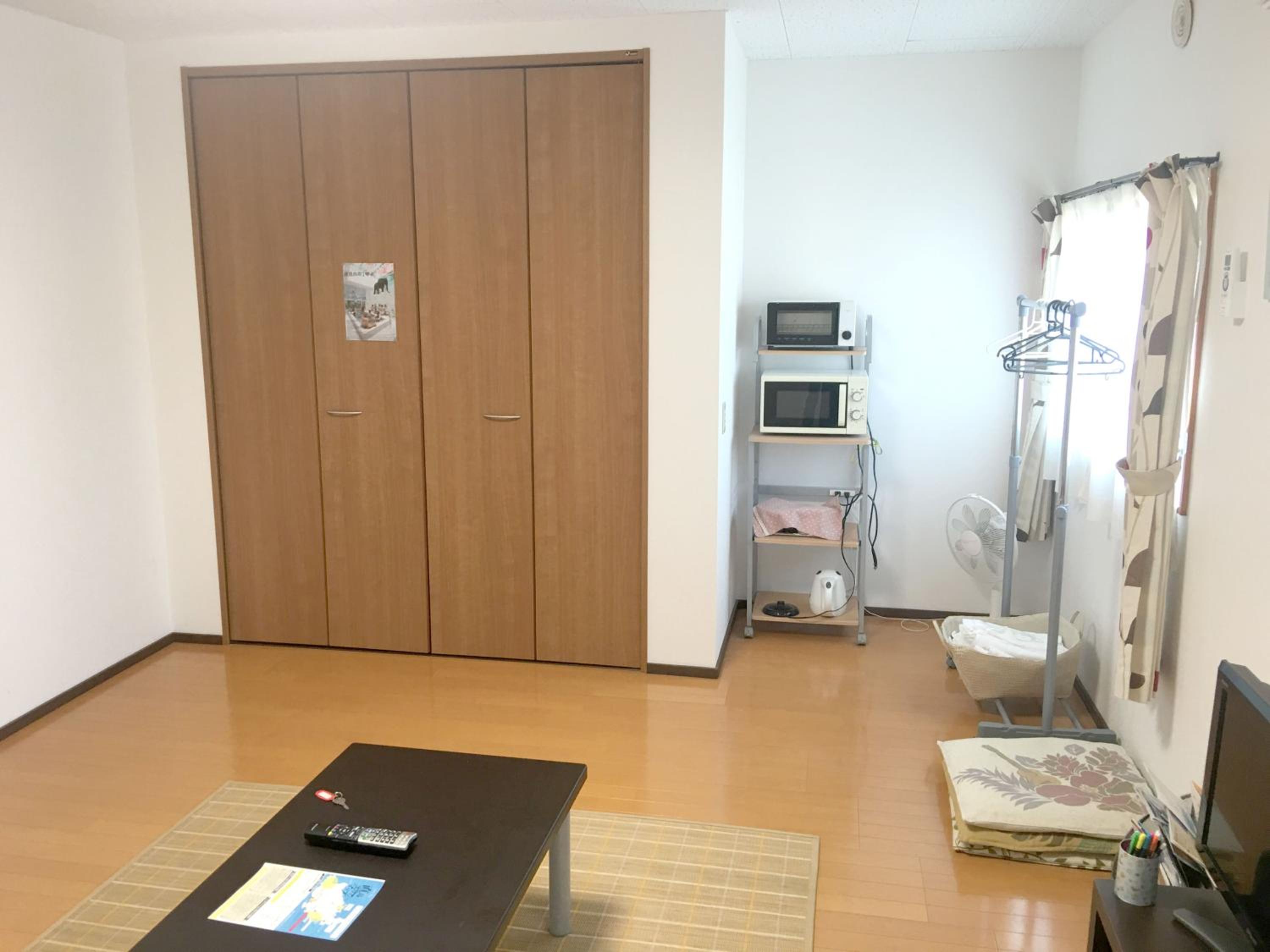 Economy Twin Room photo 2
