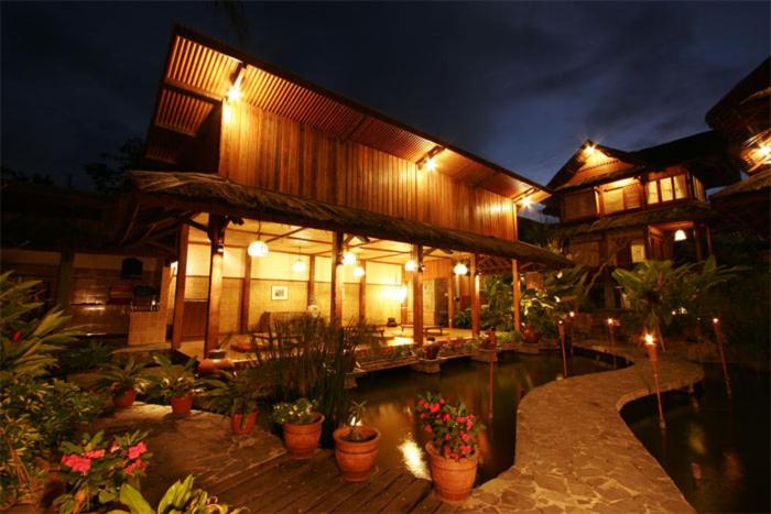 Bungalow photo 1