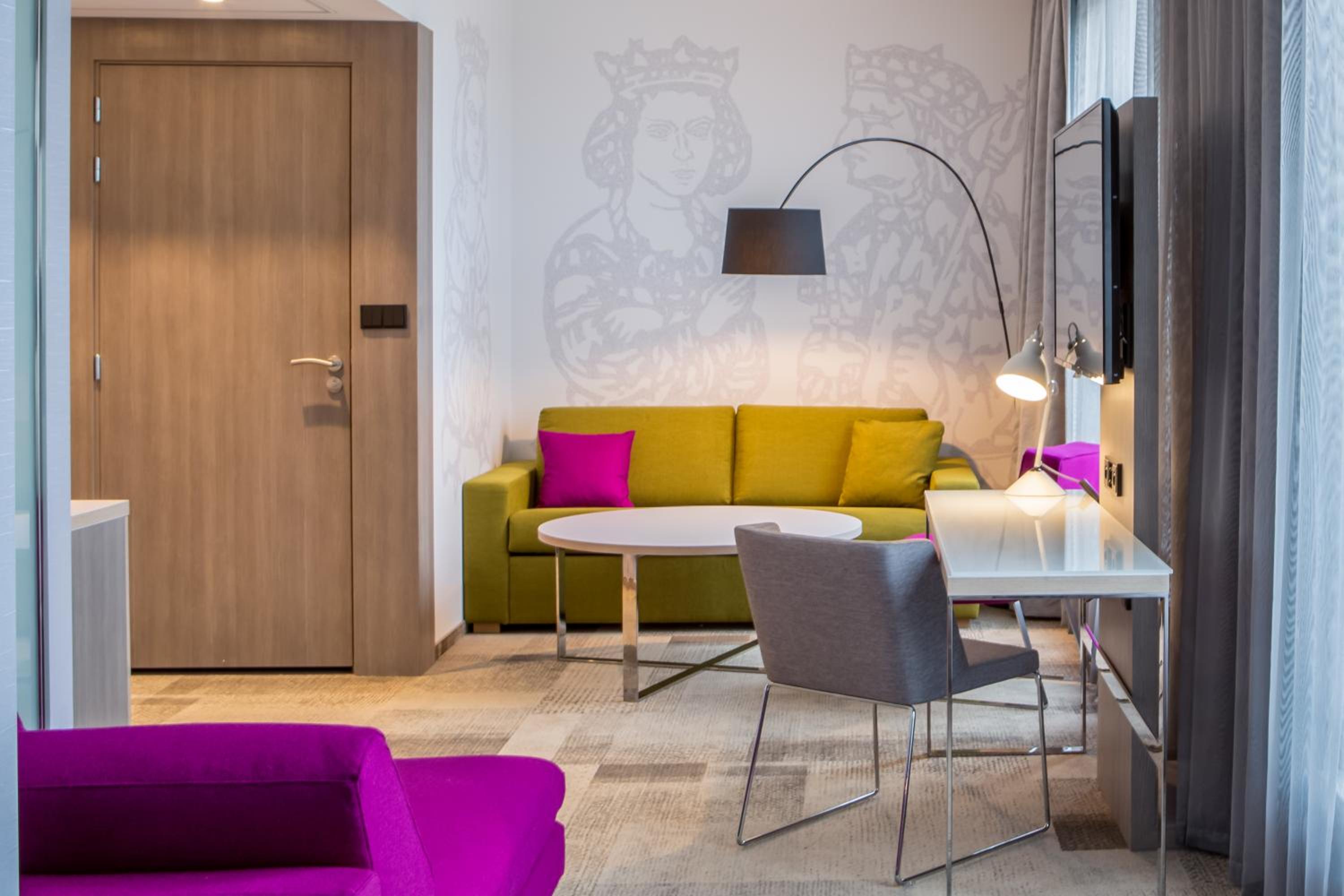 Executive Suite with Queen bed and Terrace photo 1