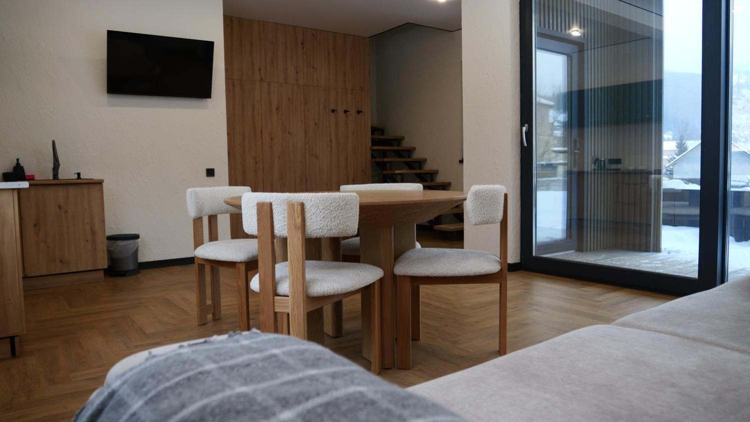 Two-Bedroom House photo 2