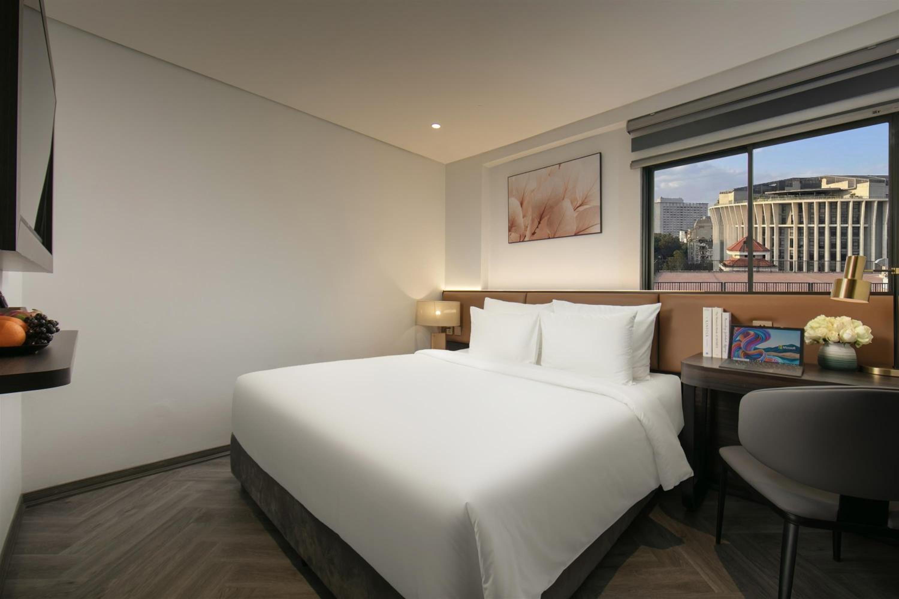 Deluxe Double Room with Window