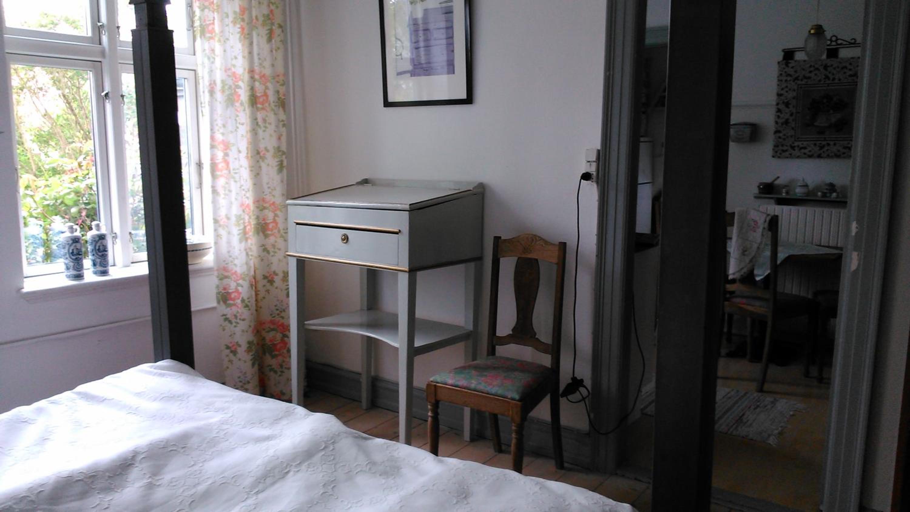Three-Bedroom House photo 1