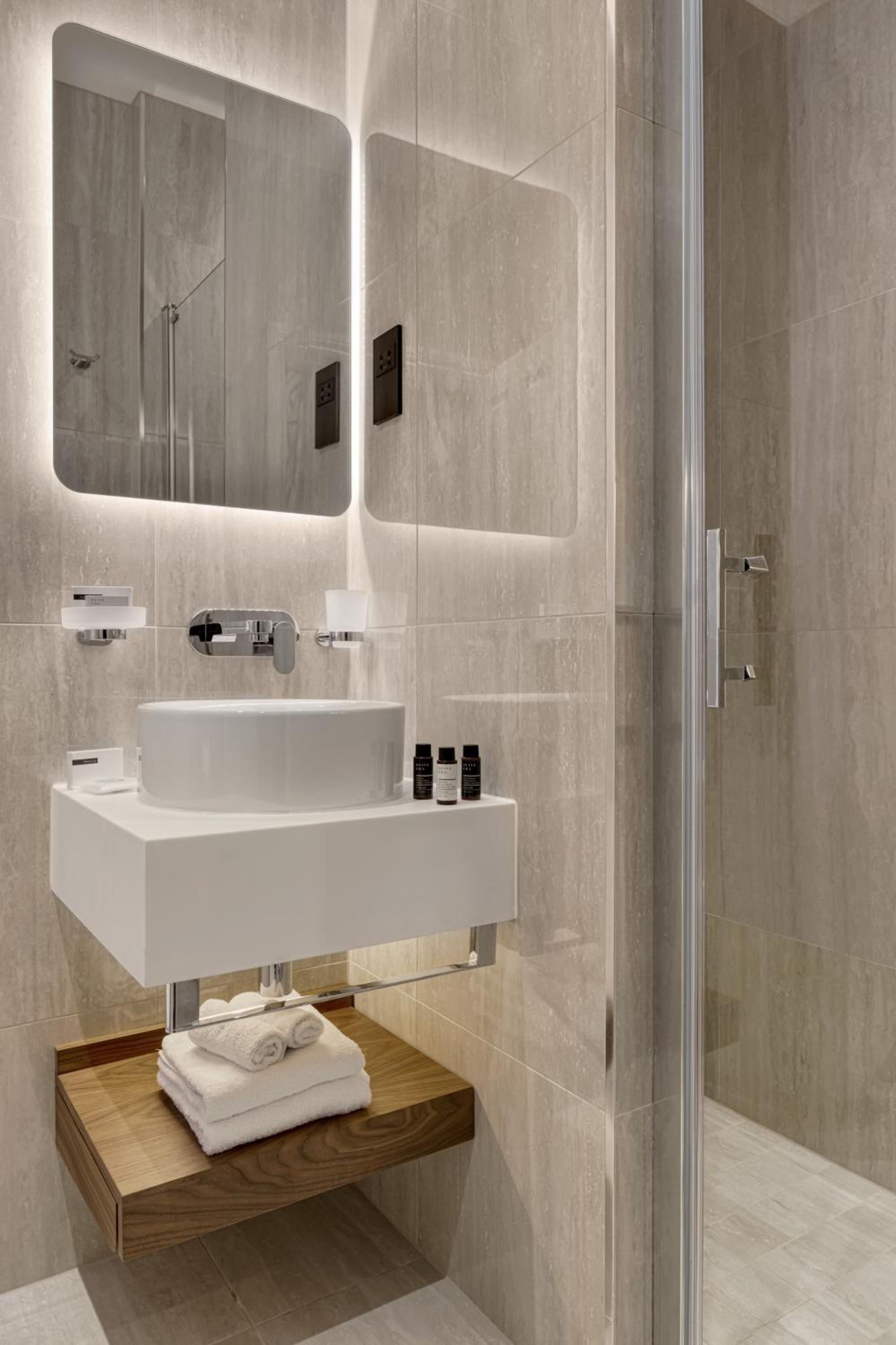 Petite Single Room photo 1