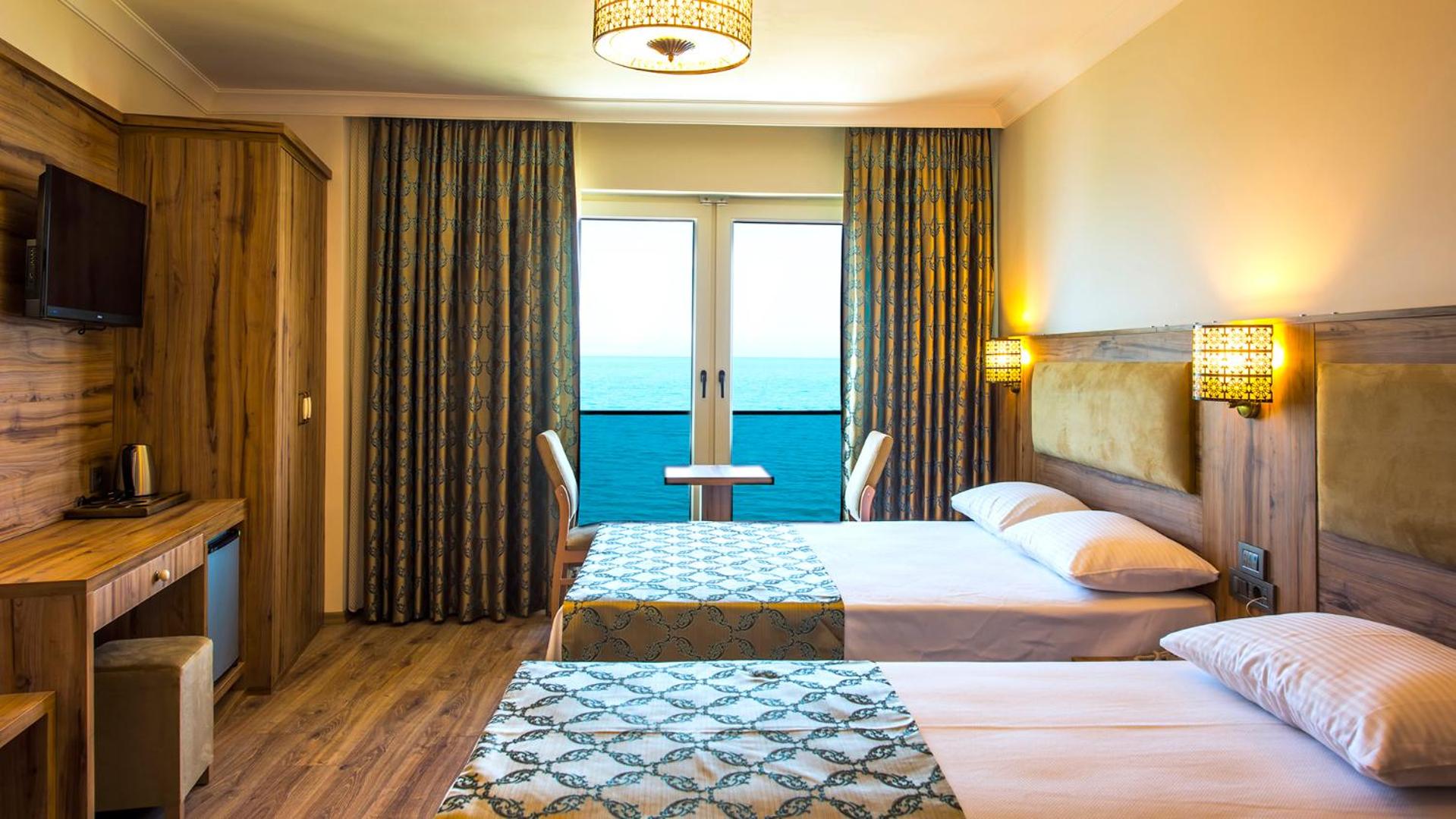 Triple Room with Sea View photo 1