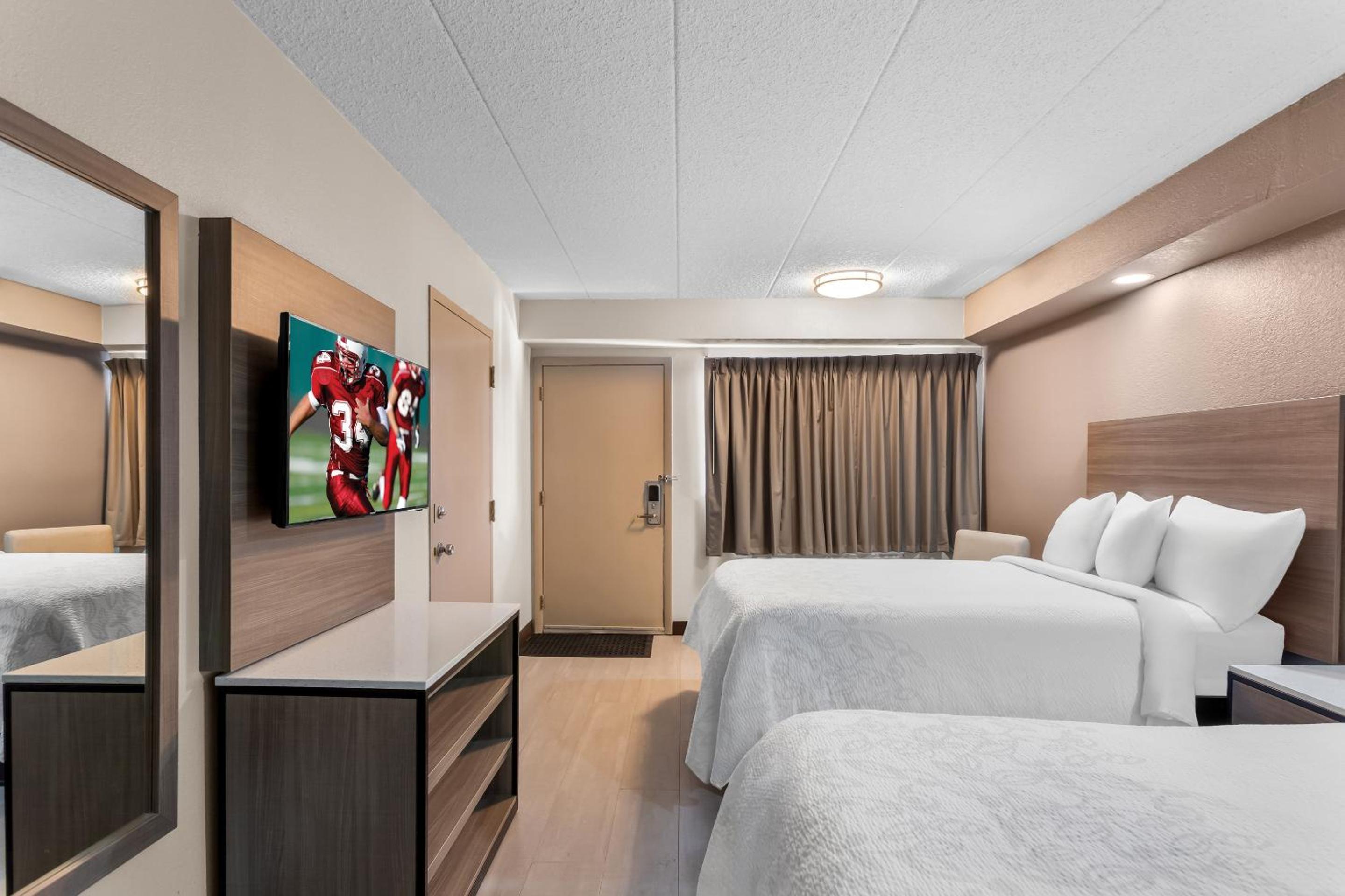 Deluxe Room Two Double Beds with Kitchenette Smoke Free - Photo 1