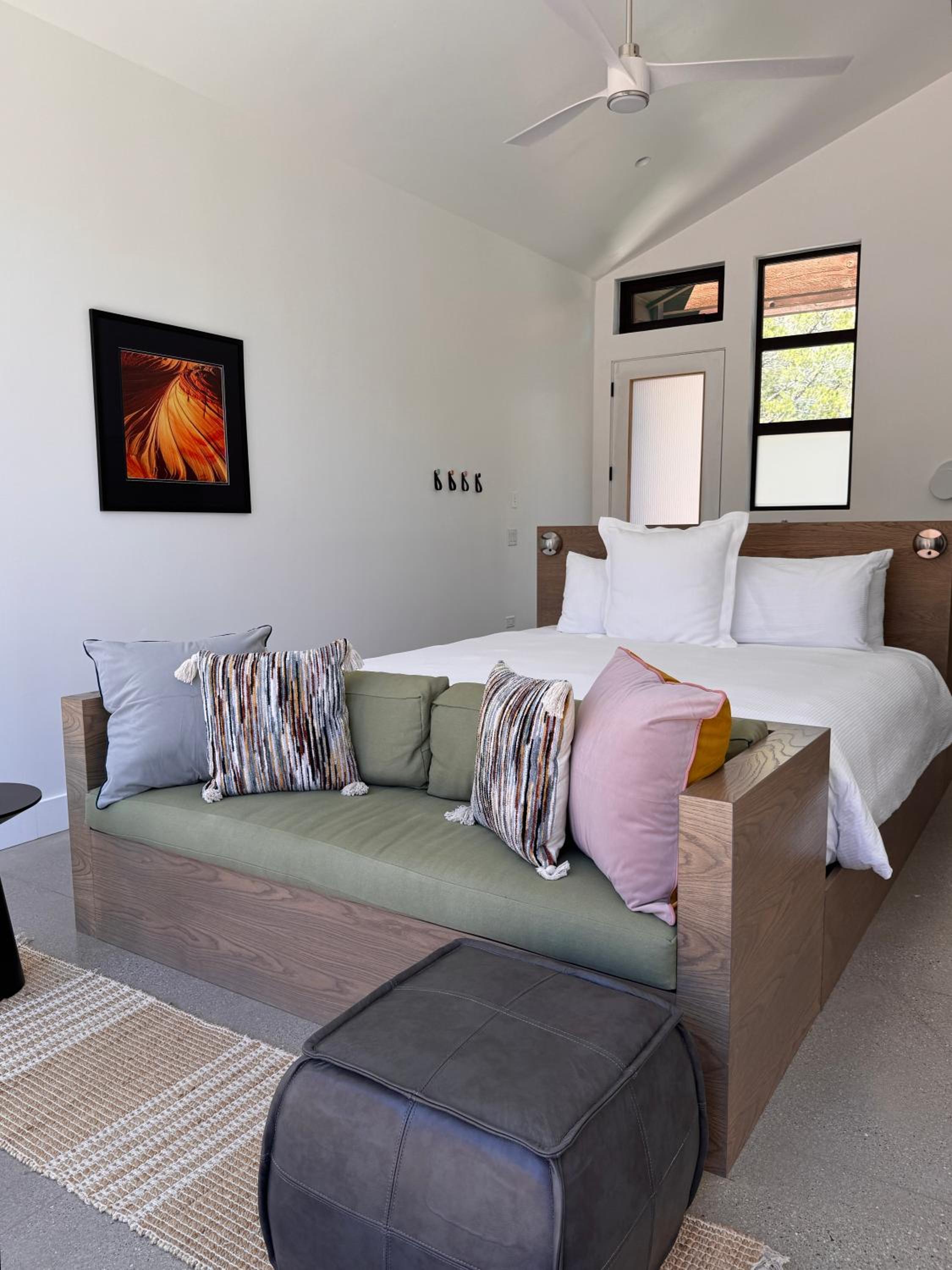 King Suite with Pool View