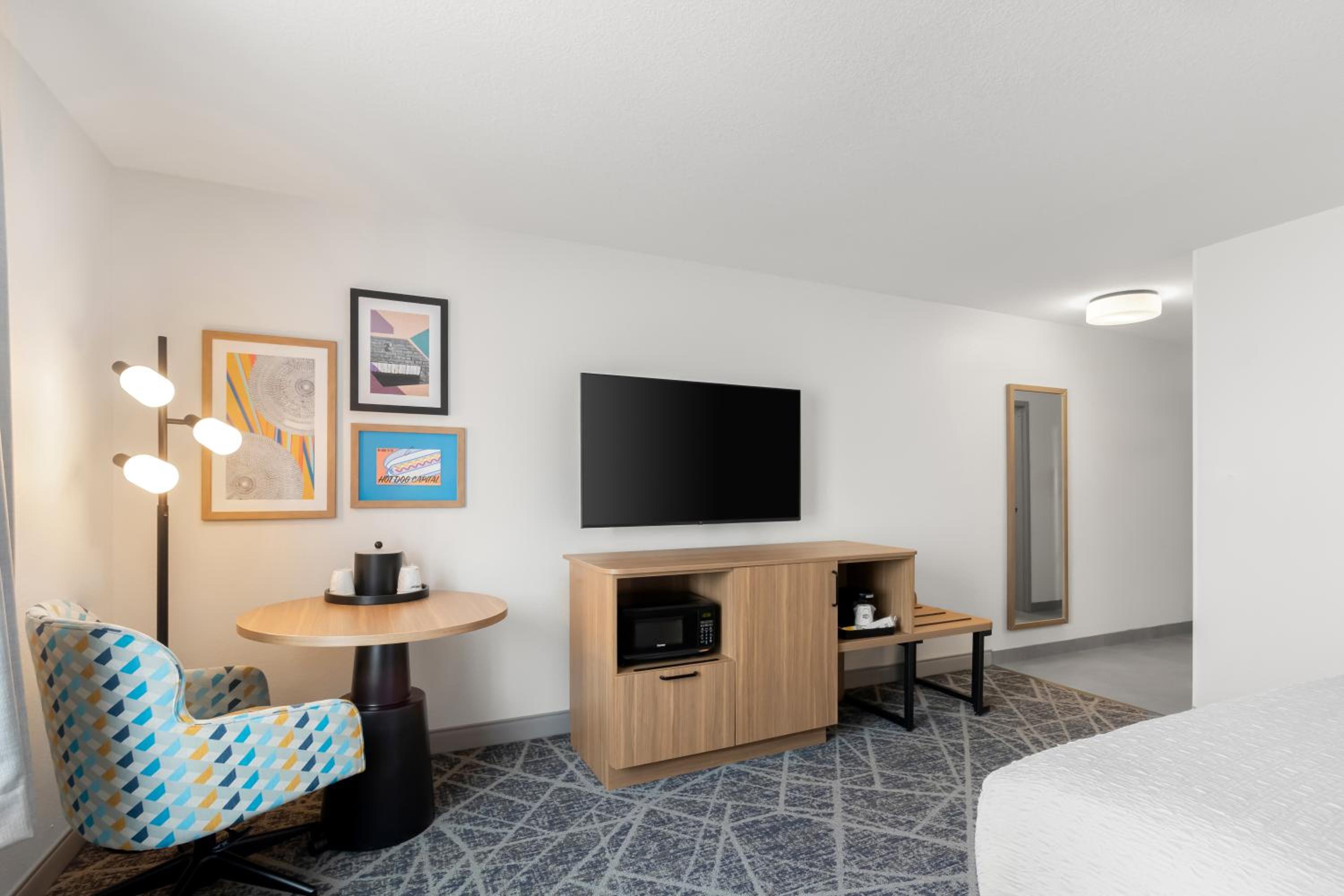 King Studio Suite - Non-Smoking - Photo 2