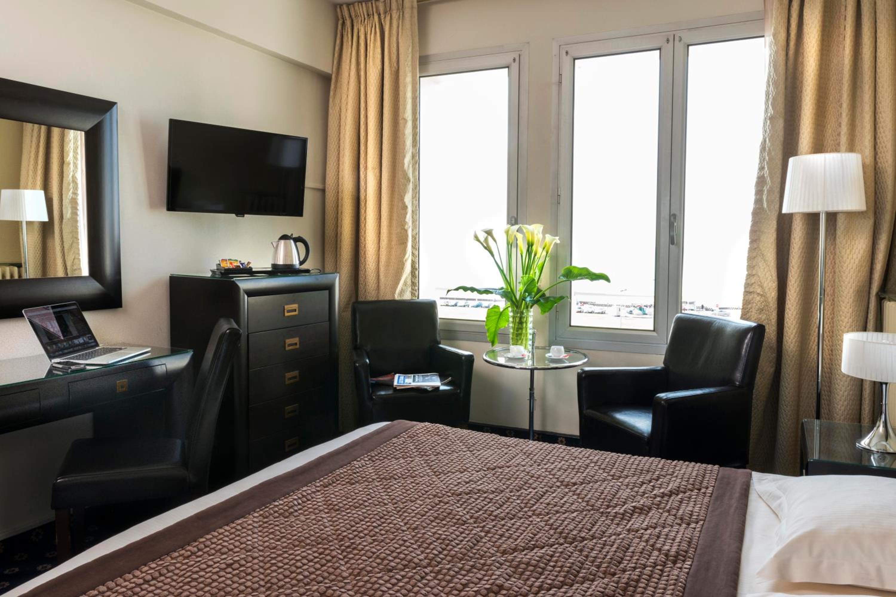 Double Room with Sea View - Photo 7