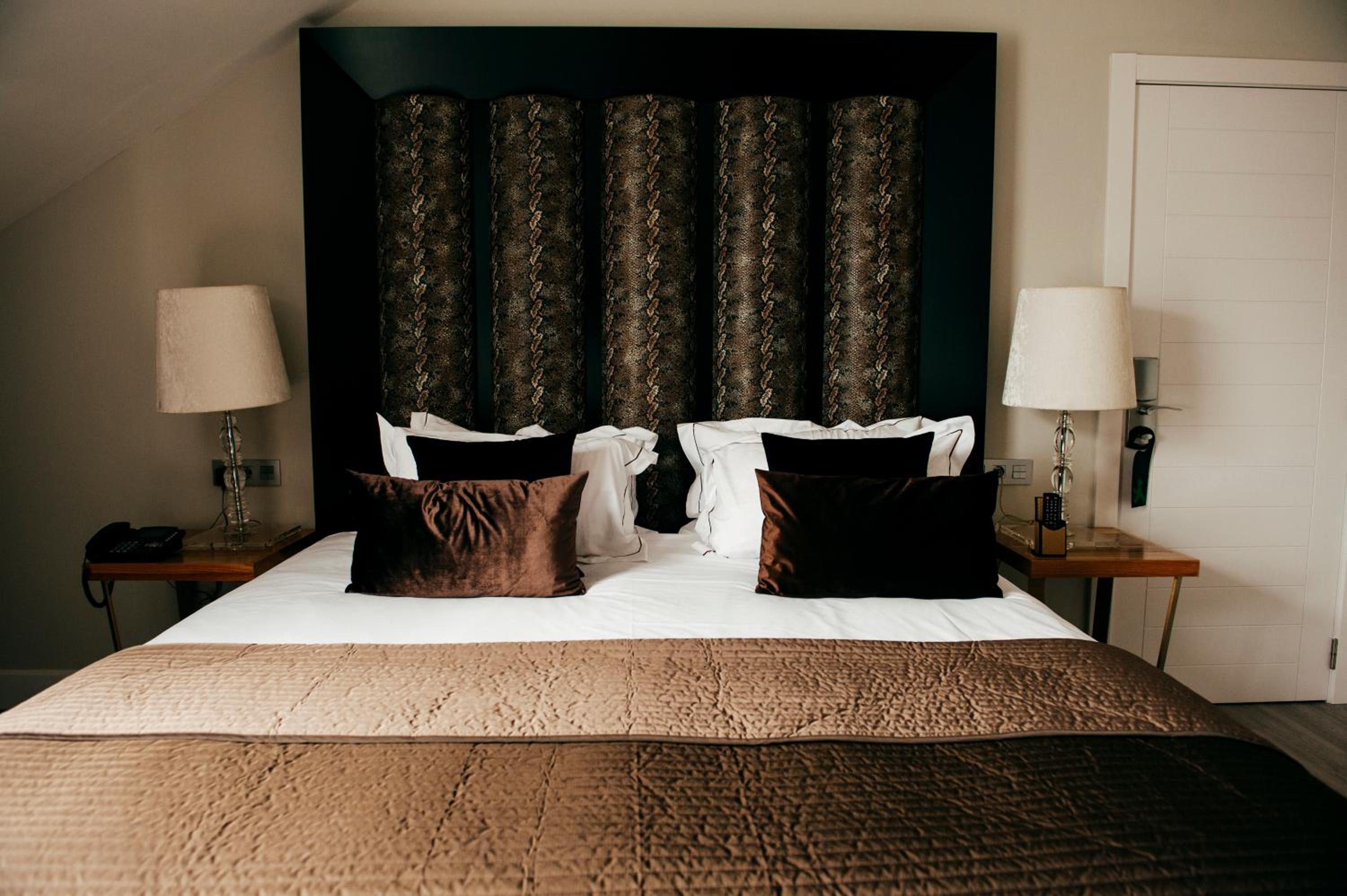 Deluxe Suite with Sea View photo 3