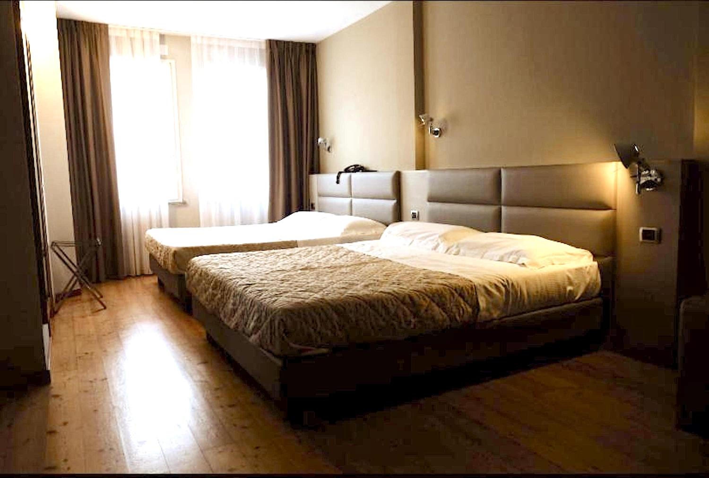 Quadruple Room - Photo 6