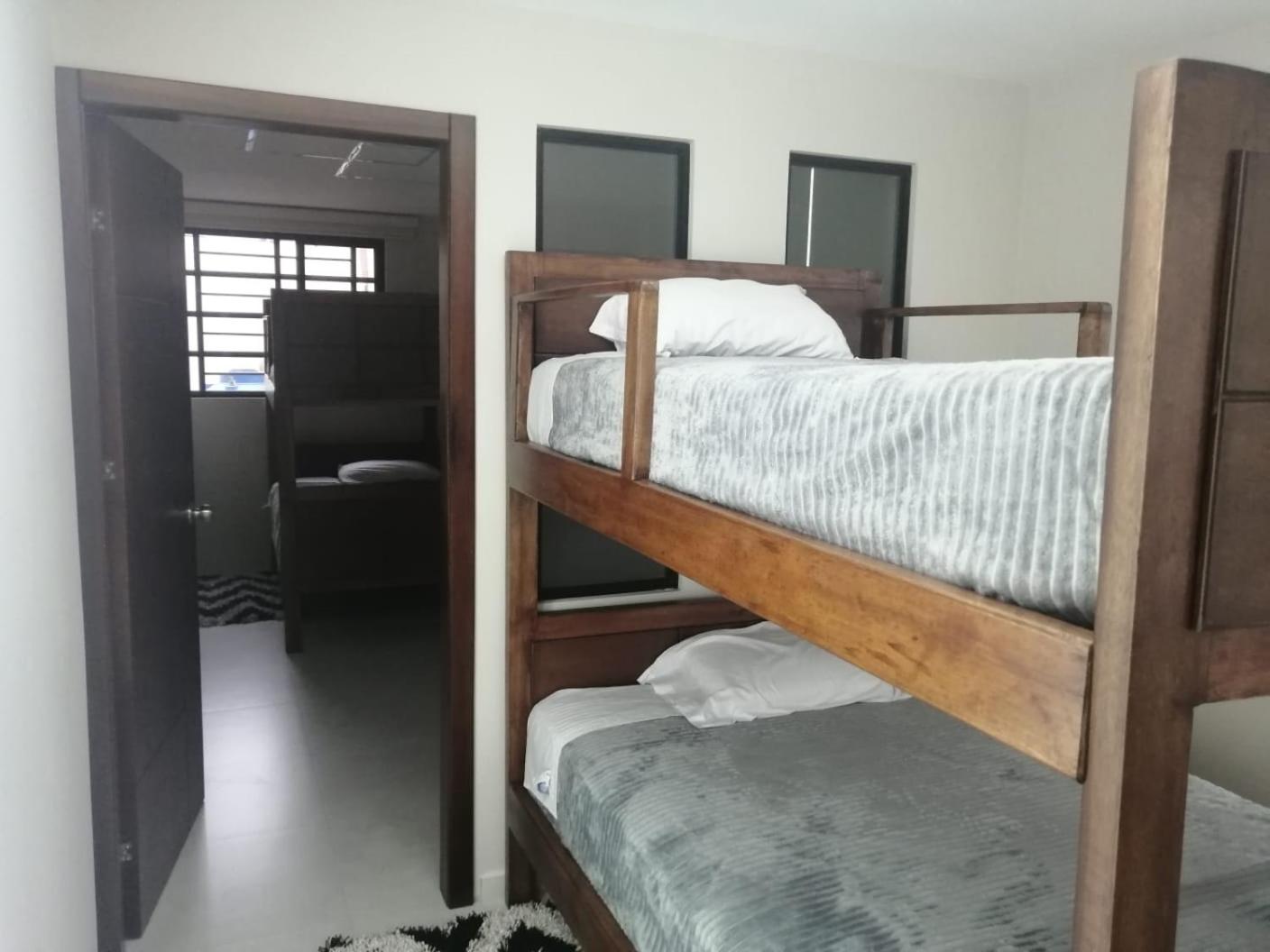 Four-Bedroom Standard Apartment photo 1