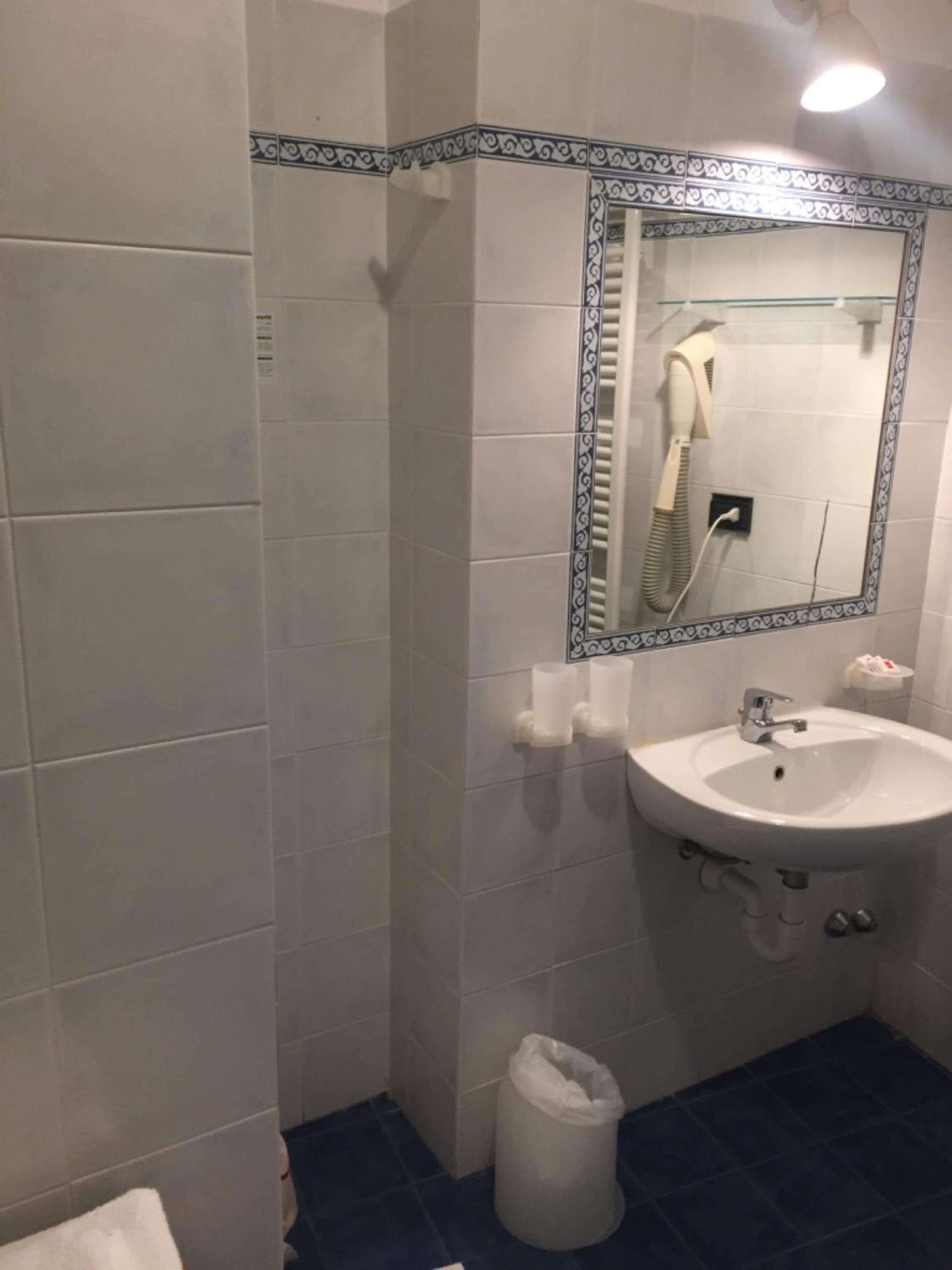 Quadruple Room with Balcony photo 2