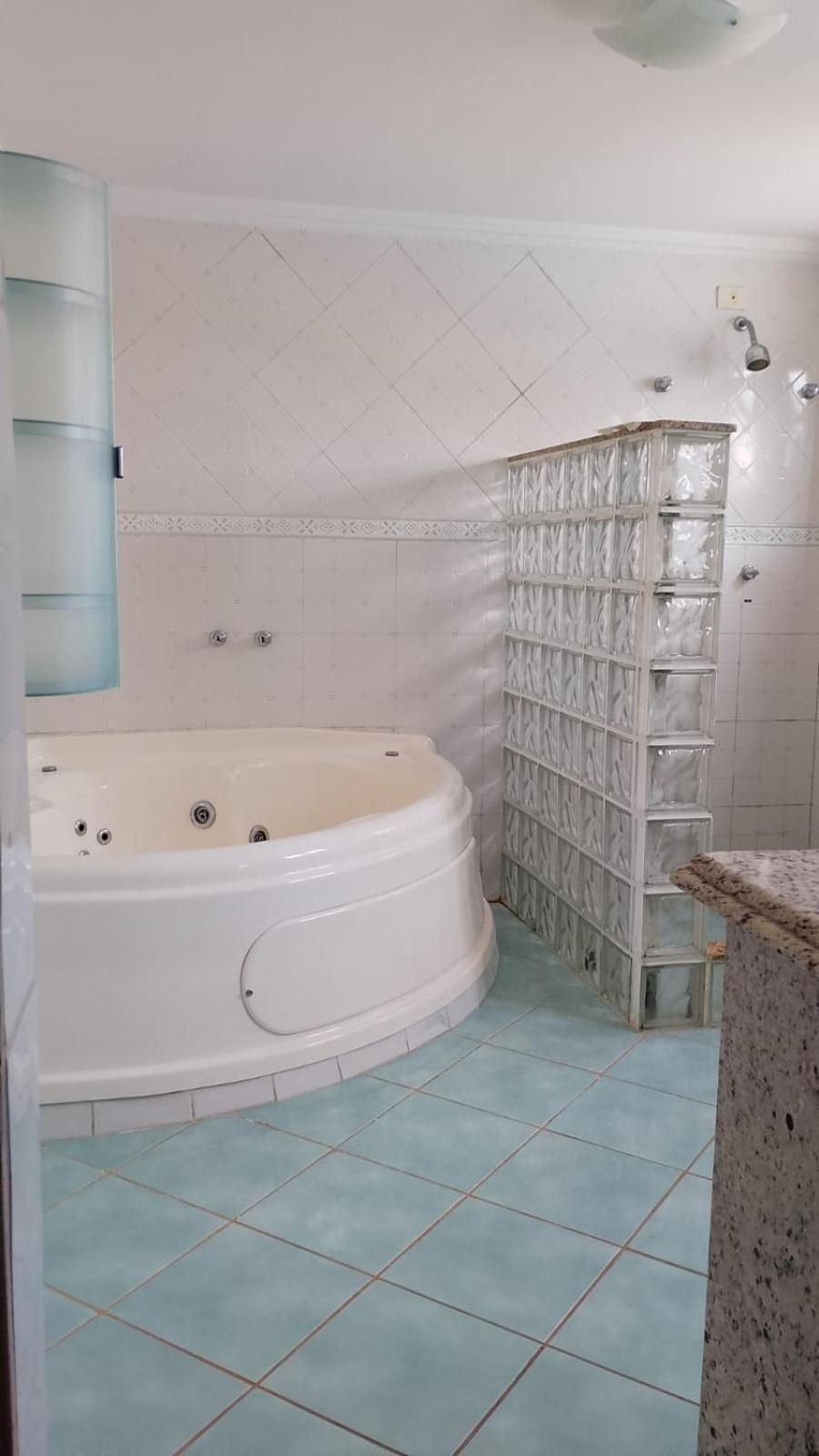 Suite with Spa Bath photo 3
