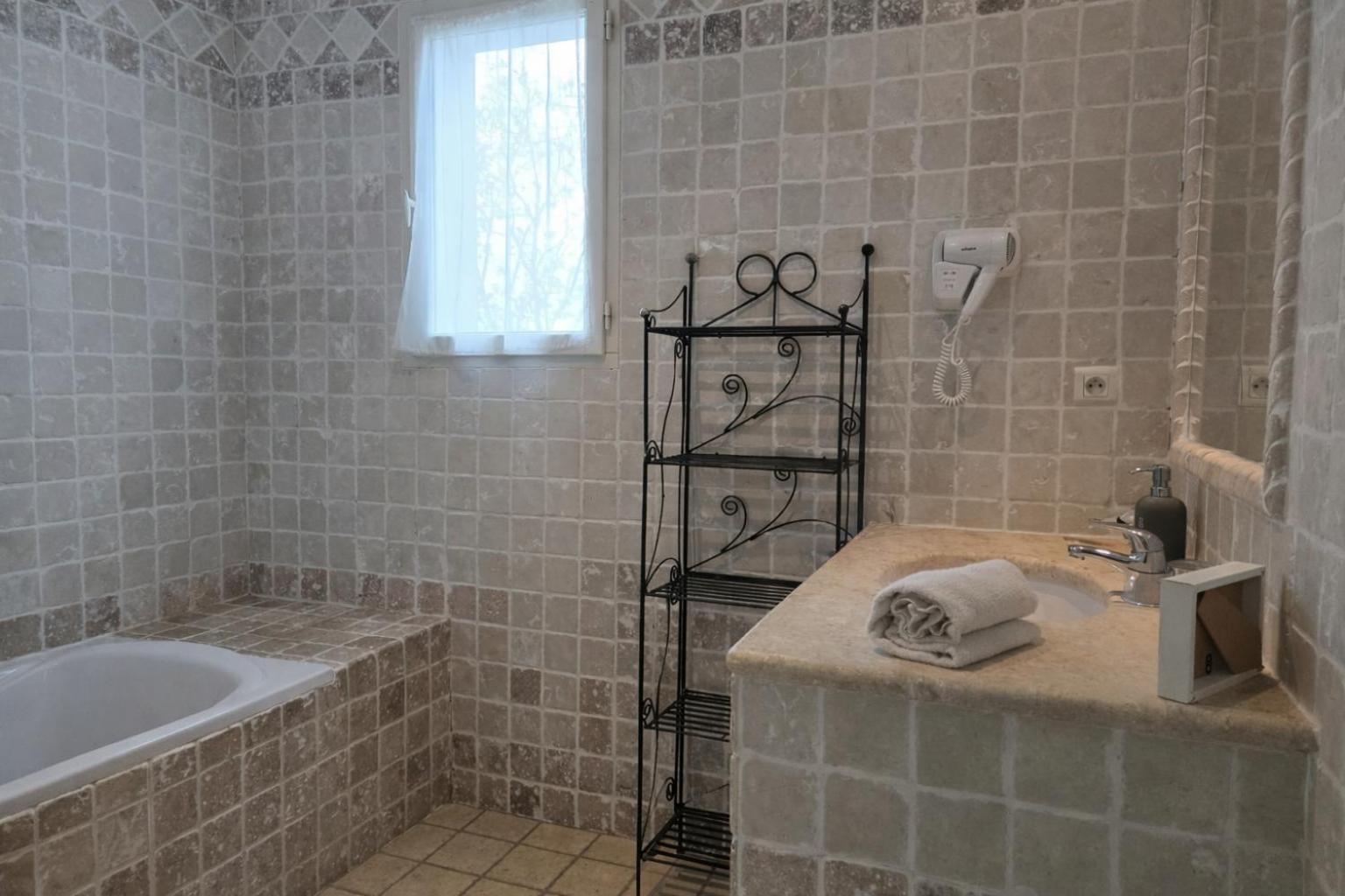 Large Double Room photo 1