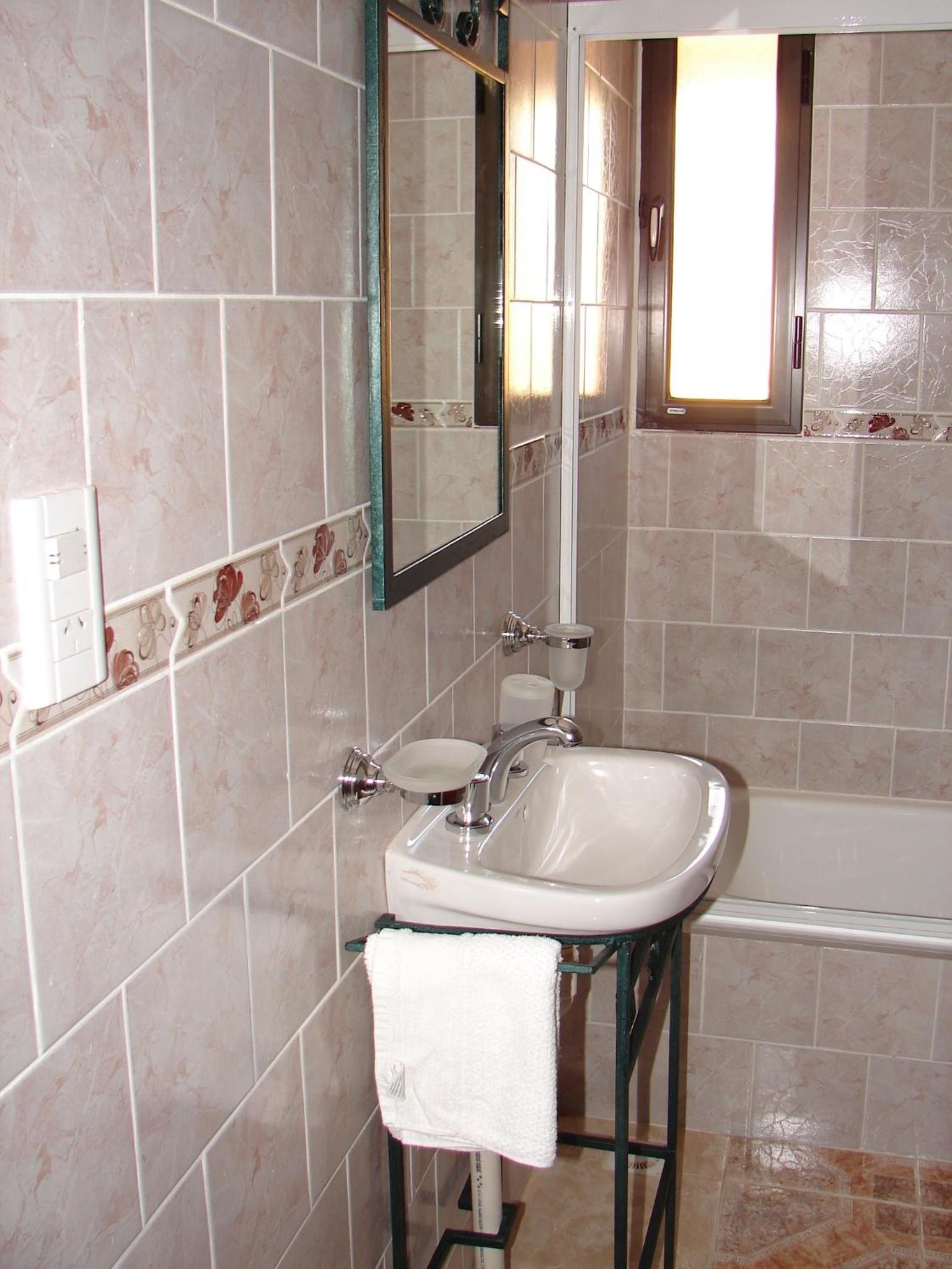 Studio Apartment photo 3